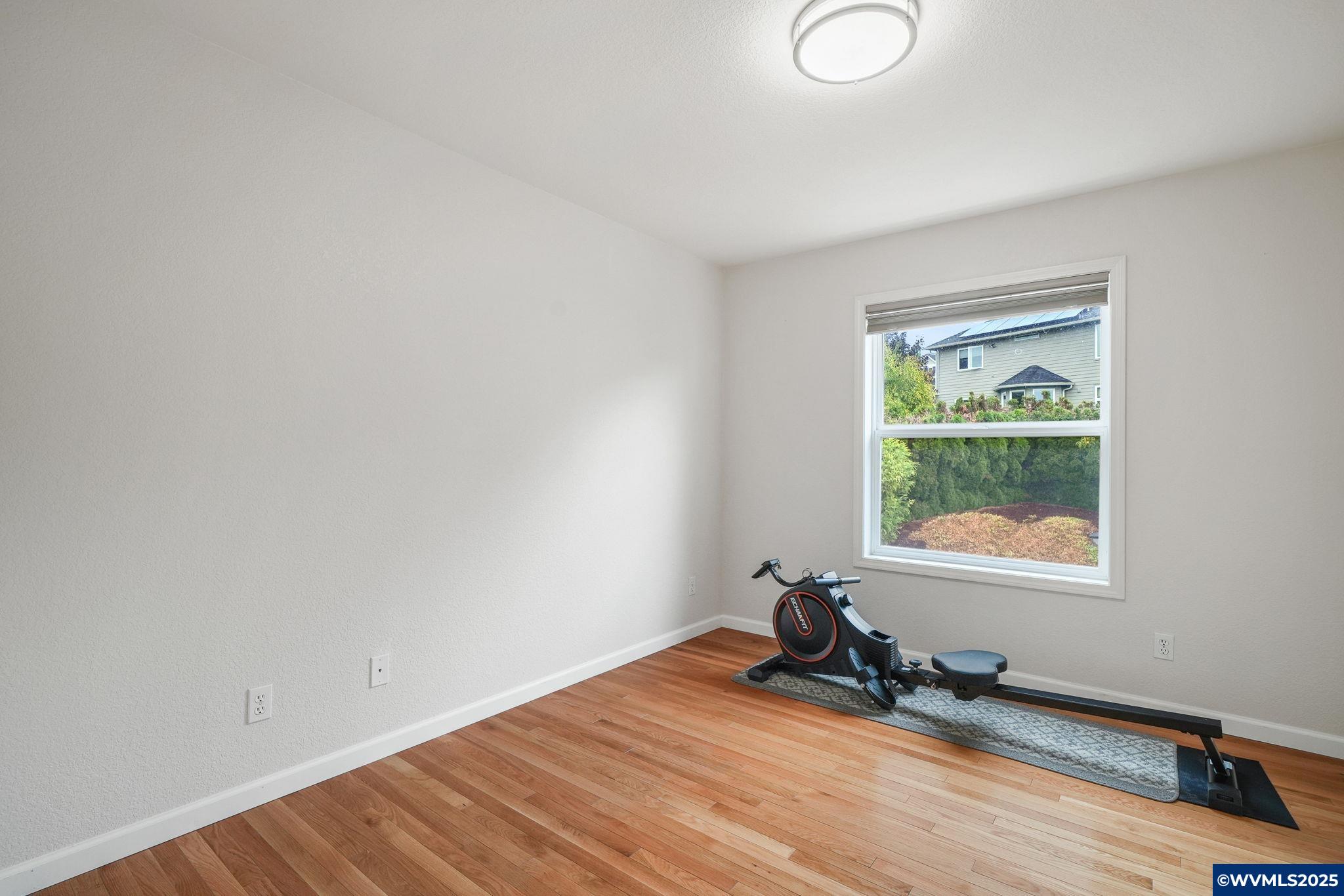 3269 NW Silktassel Dr