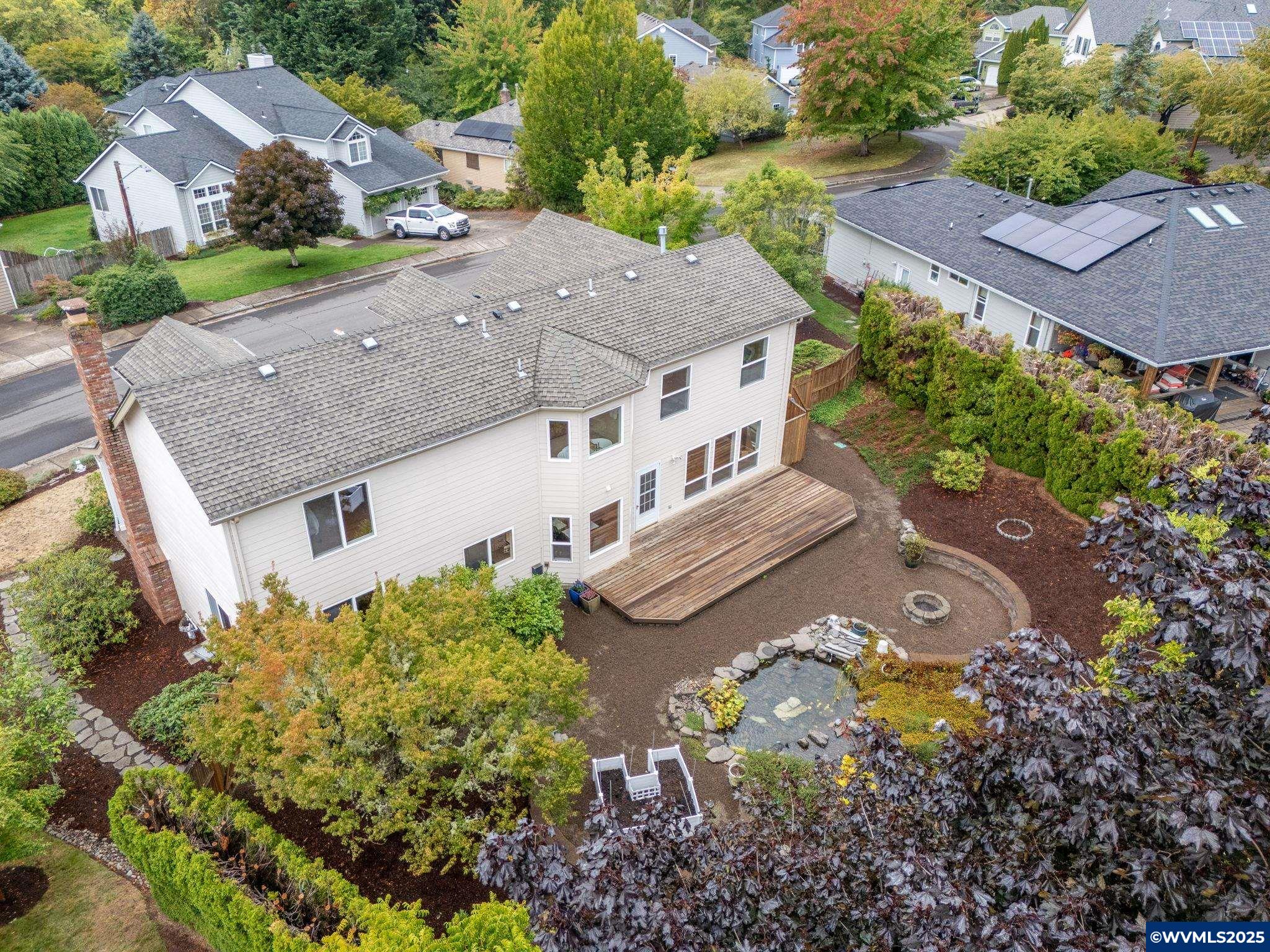 3269 NW Silktassel Dr