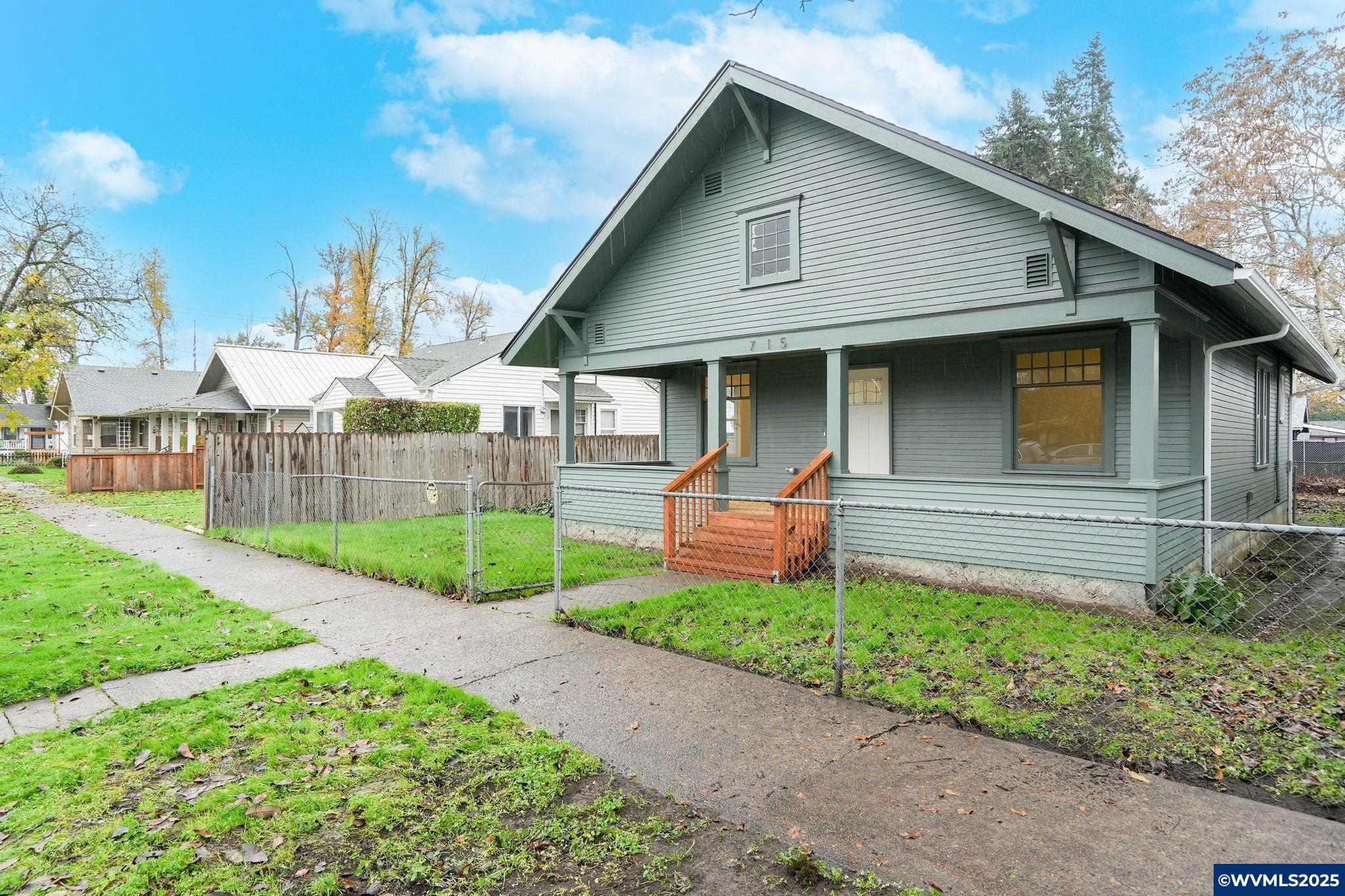 715 SE 19th St, Salem, OR, 97301
