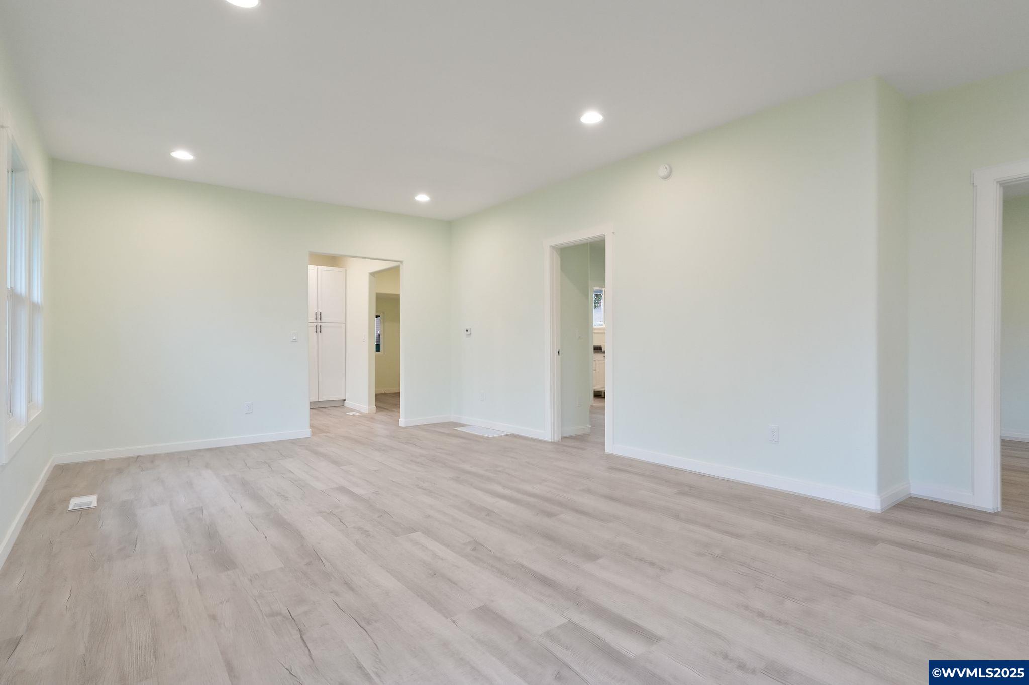 715 SE 19th St, Salem, OR, 97301