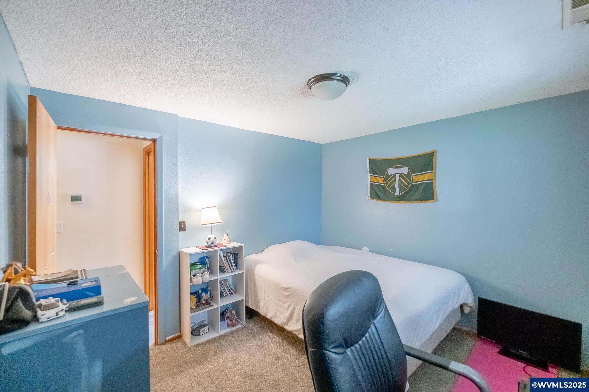 708 W High St, Stayton, OR, 97383