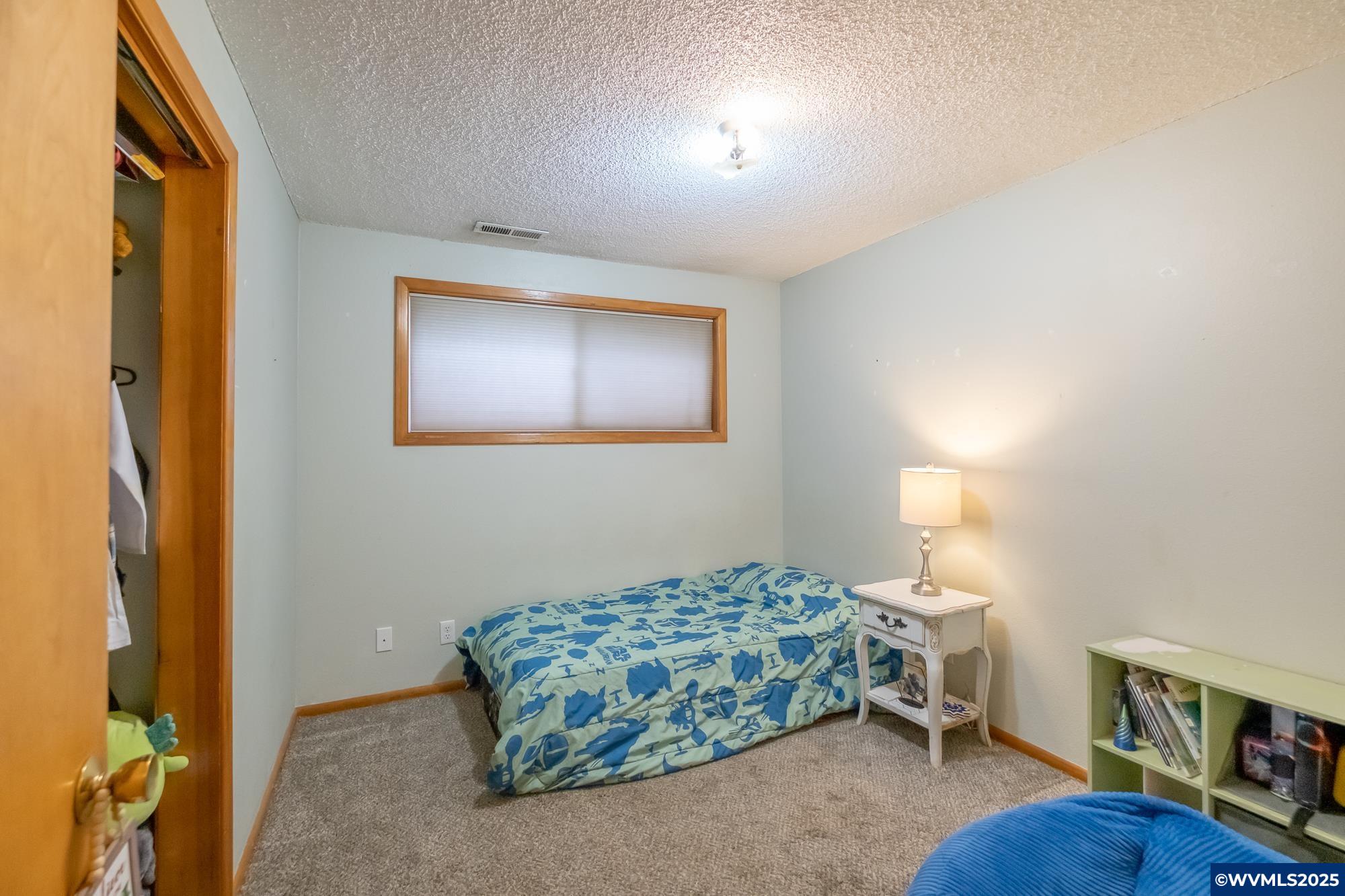 708 W High St, Stayton, OR, 97383