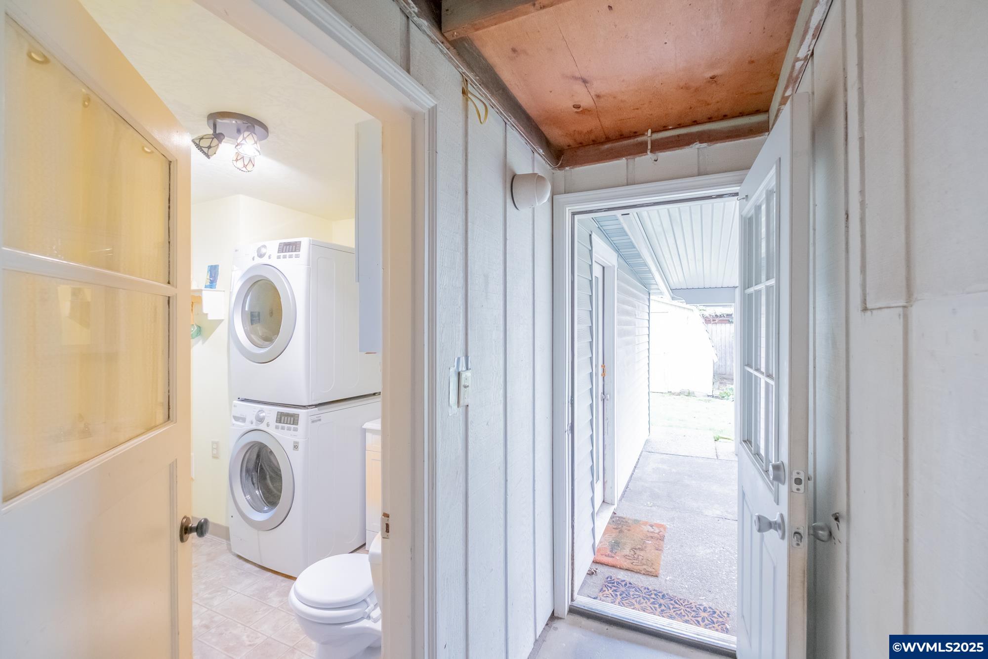 708 W High St, Stayton, OR, 97383