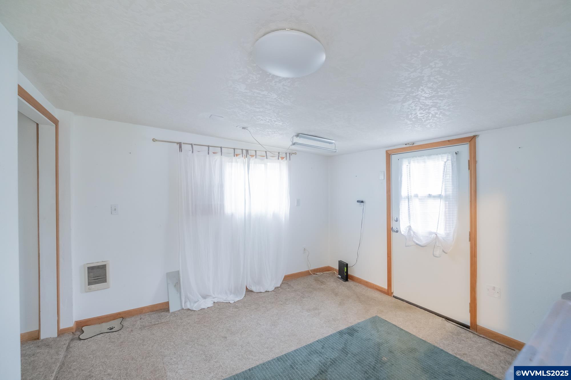 708 W High St, Stayton, OR, 97383