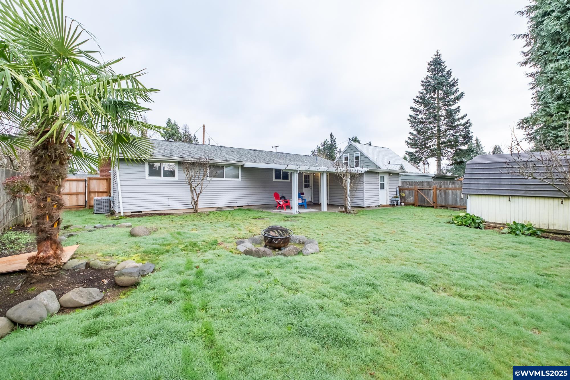 708 W High St, Stayton, OR, 97383