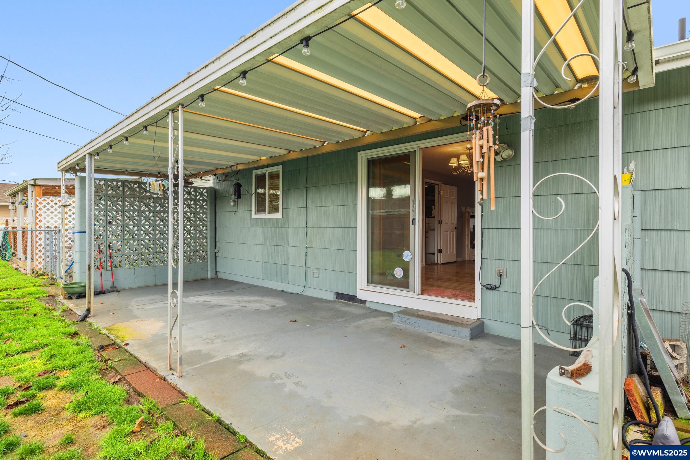 1538 Umpqua Rd, Woodburn, OR, 97071