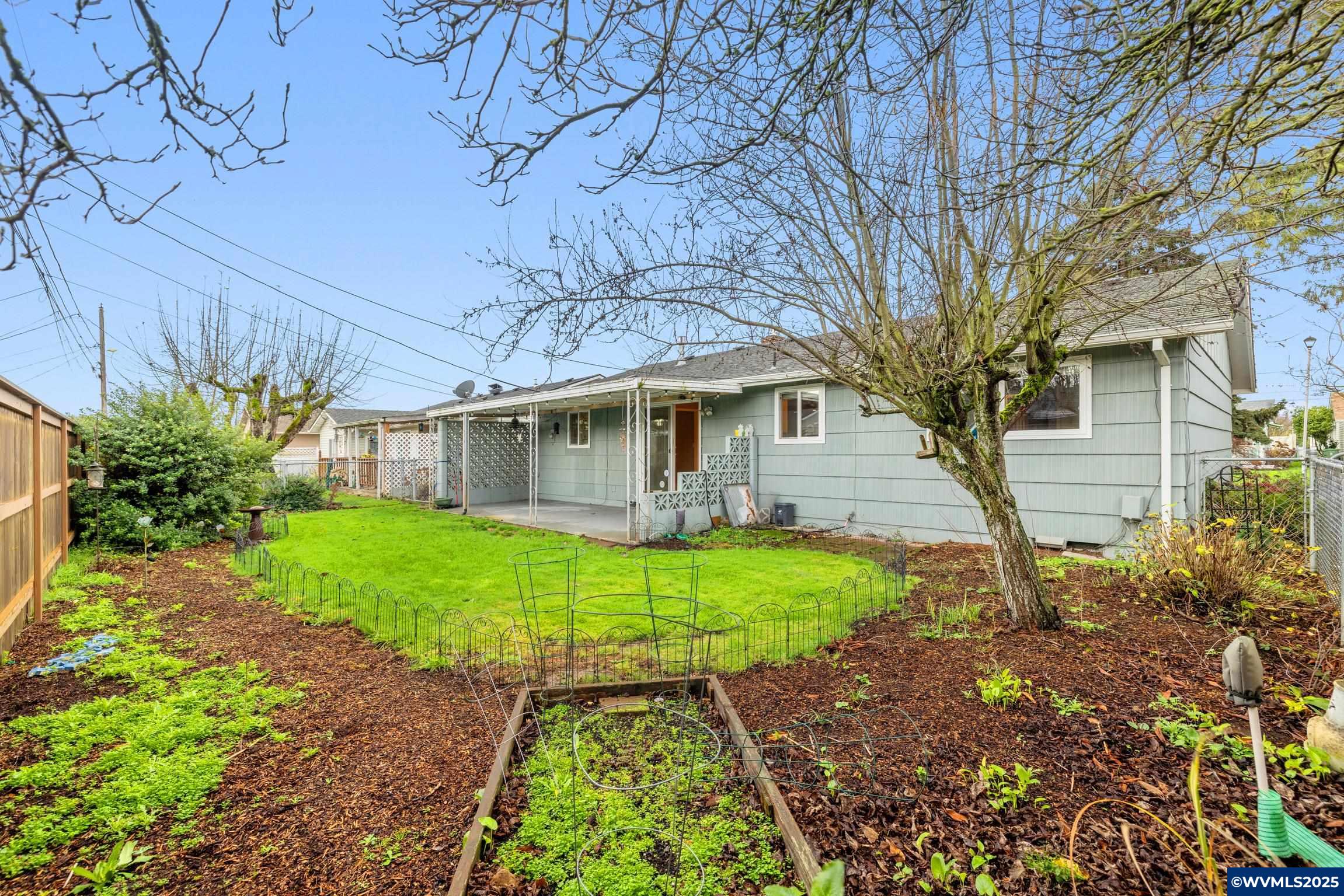 1538 Umpqua Rd, Woodburn, OR, 97071