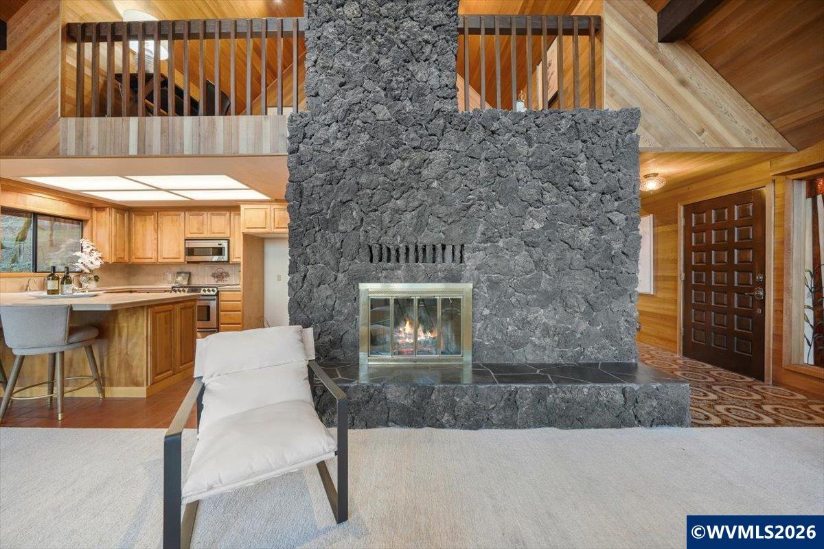 5000 NW Crescent Valley Dr