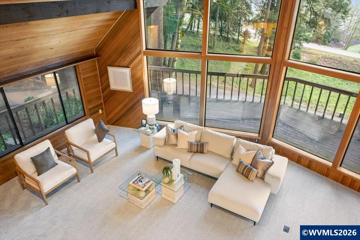 5000 NW Crescent Valley Dr