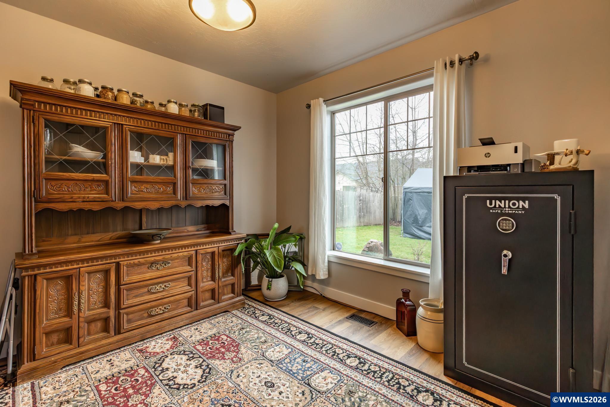 238 W Jadon Dr, Lebanon, OR, 97355