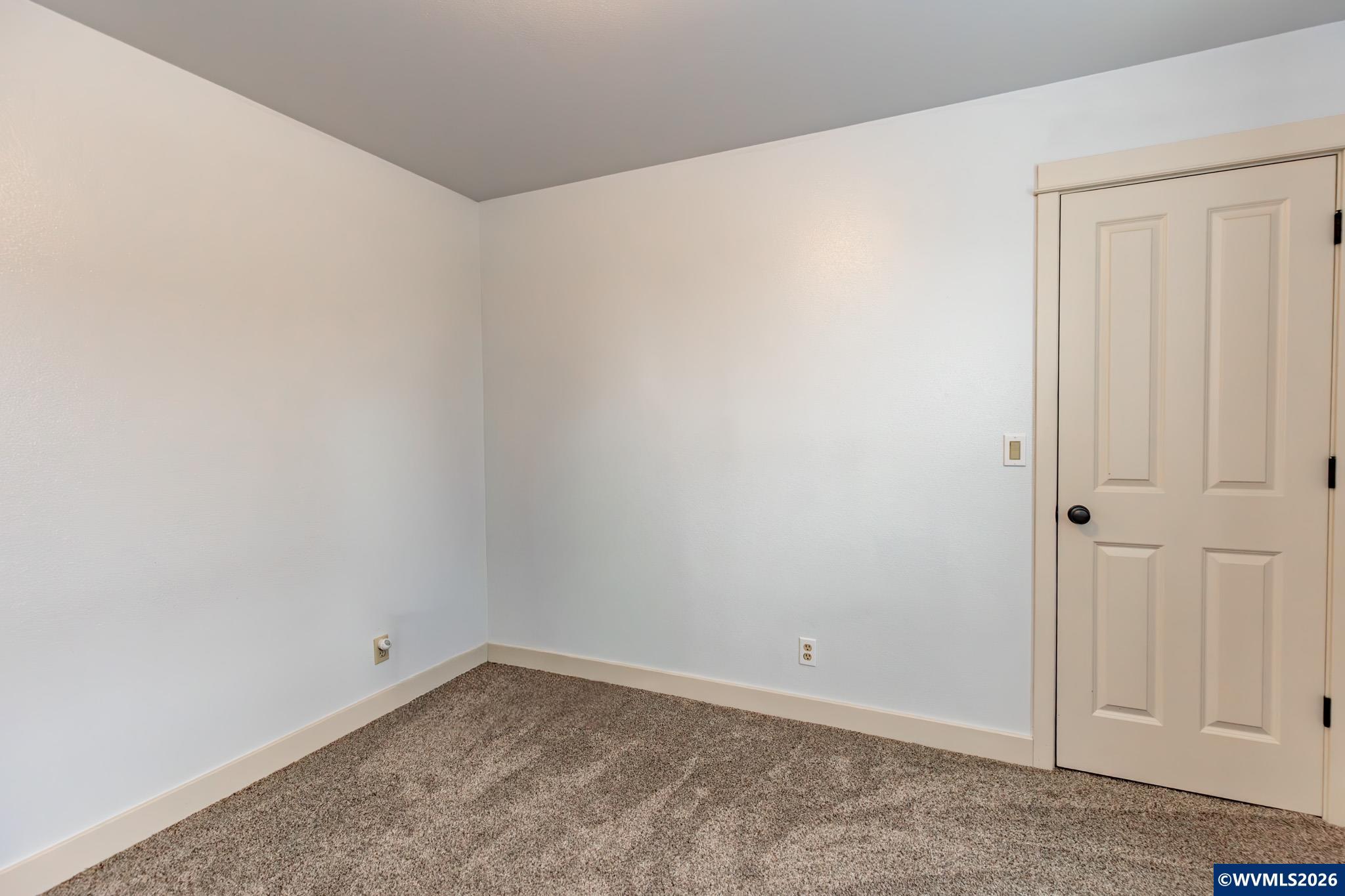 238 W Jadon Dr, Lebanon, OR, 97355