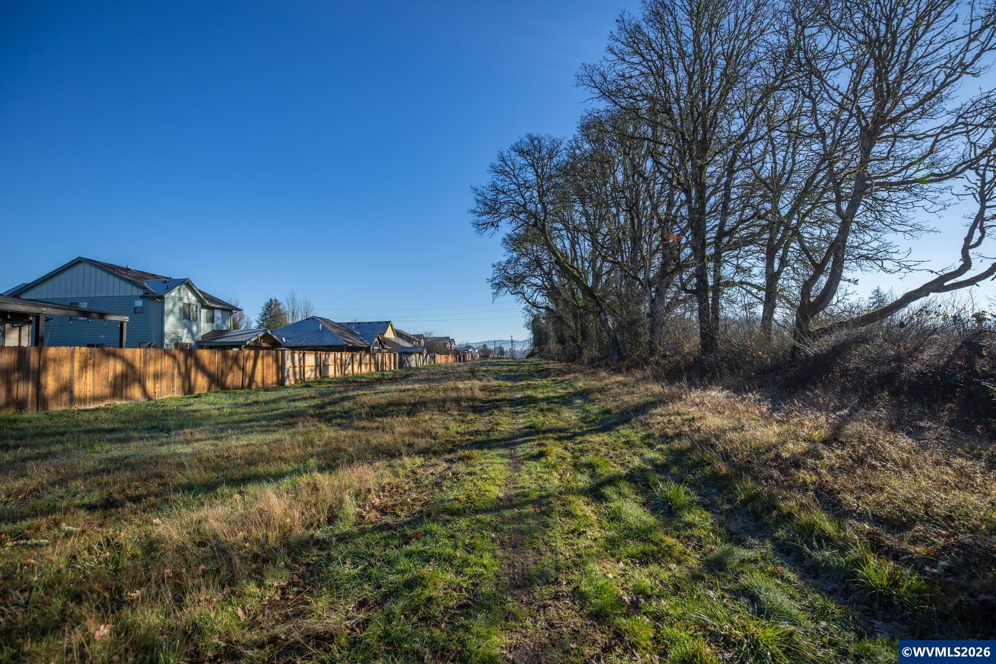 238 W Jadon Dr, Lebanon, OR, 97355