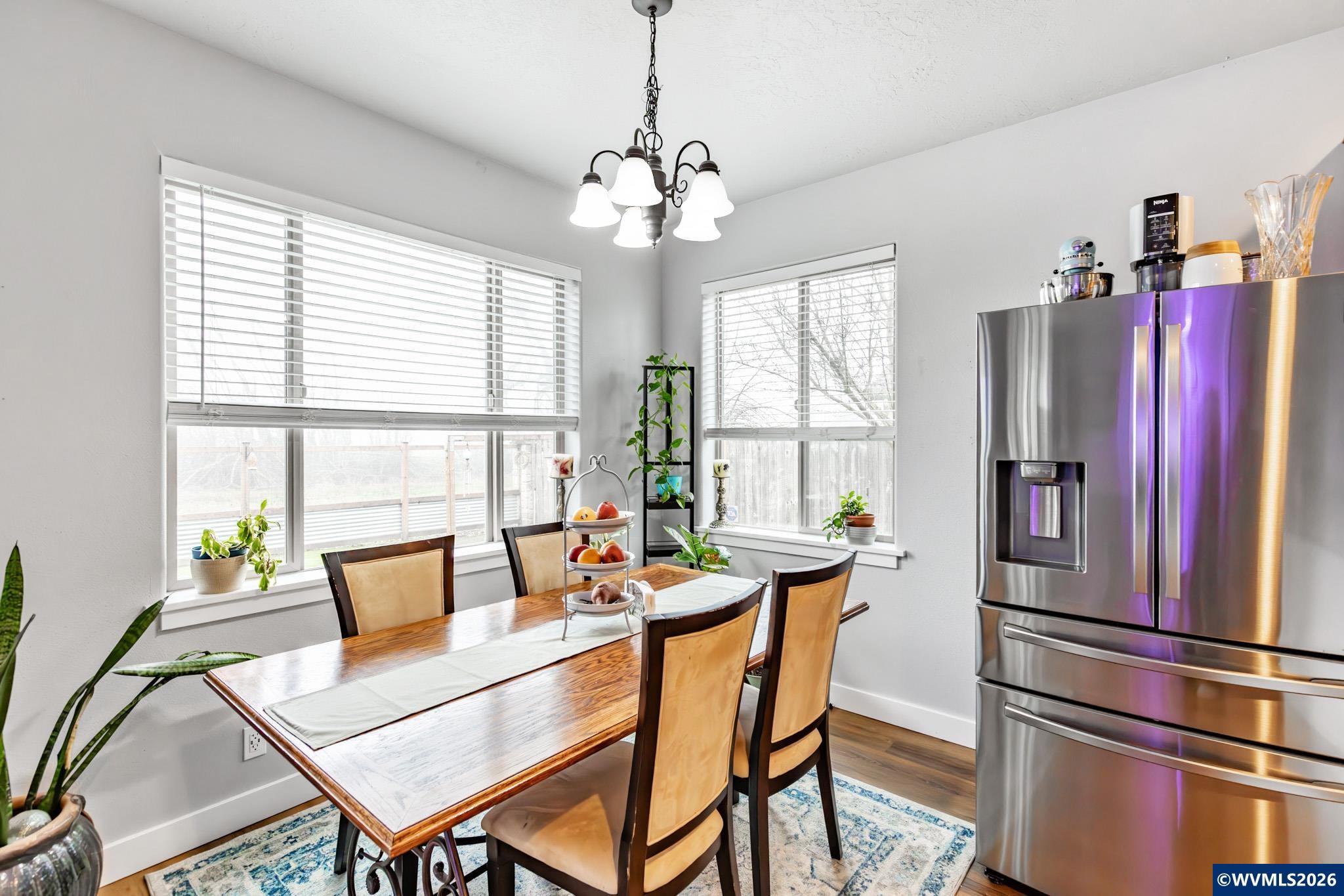 238 W Jadon Dr, Lebanon, OR, 97355