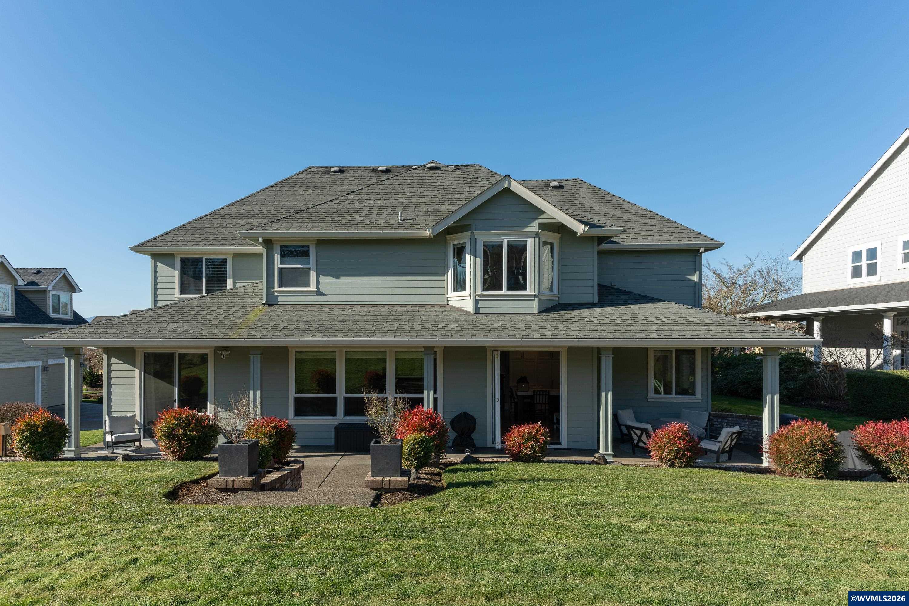 2711 SW Titleist Cir