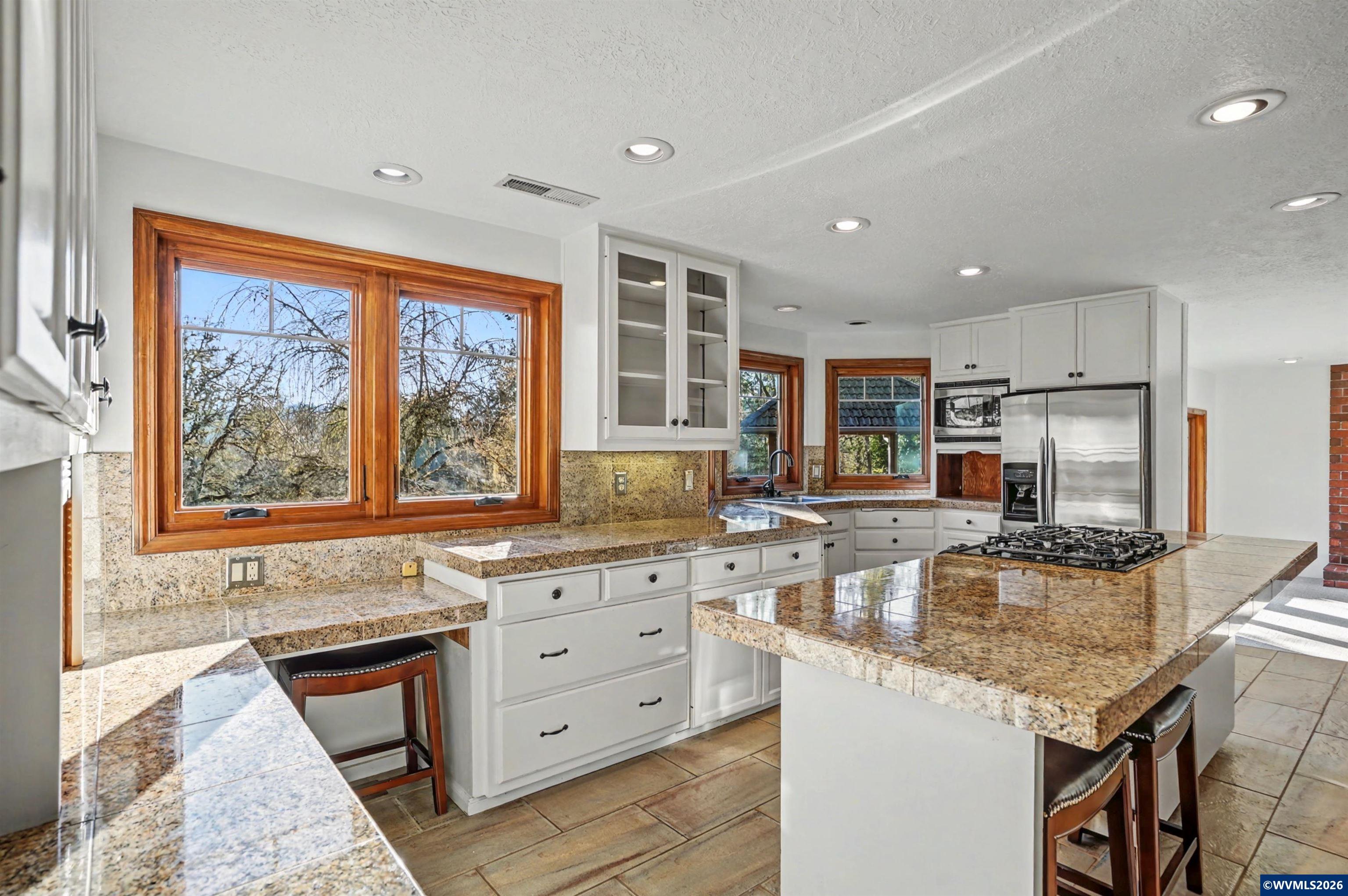 1755 NW Lewisburg Av, Corvallis, OR, 97330