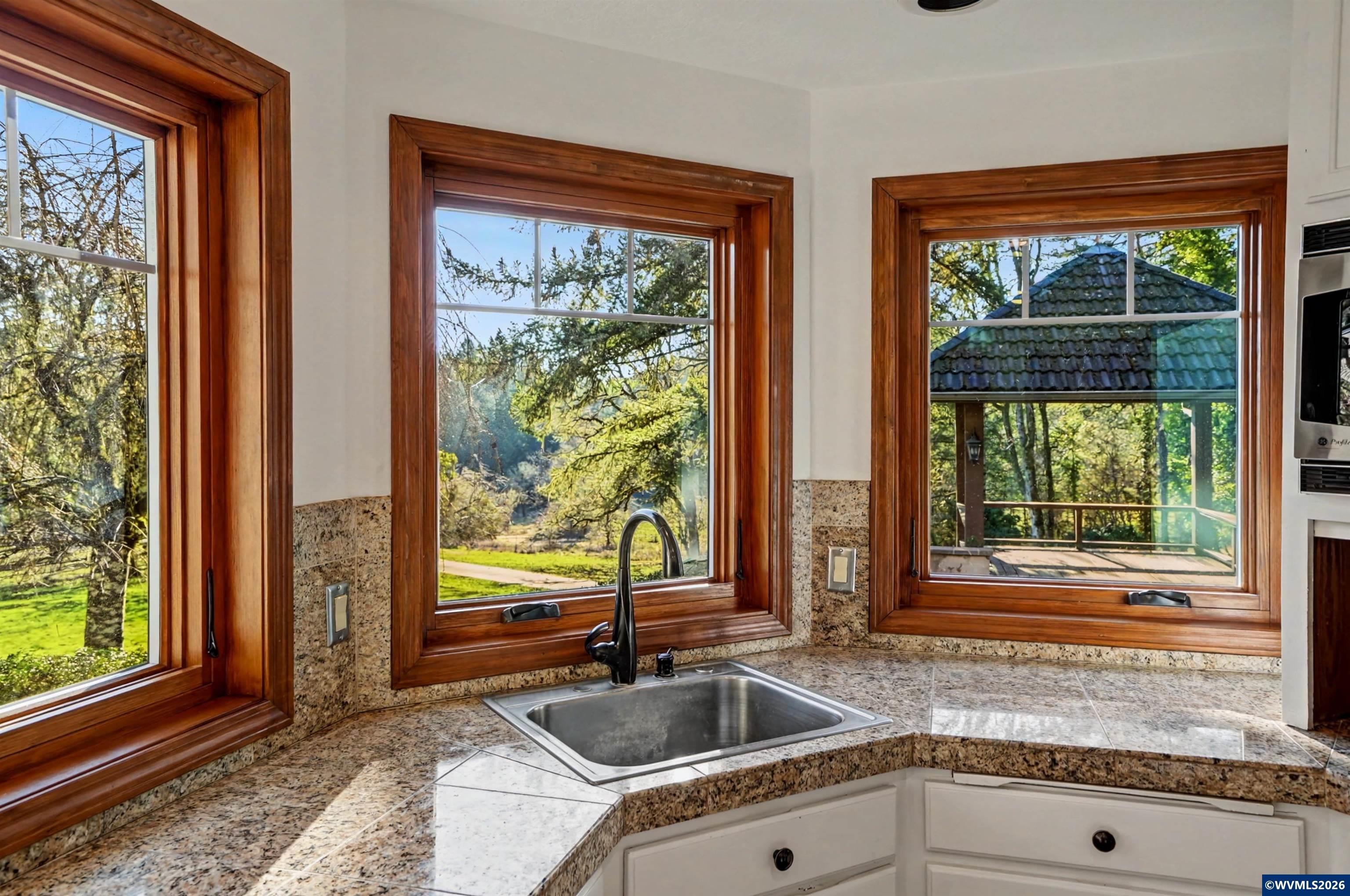 1755 NW Lewisburg Av, Corvallis, OR, 97330