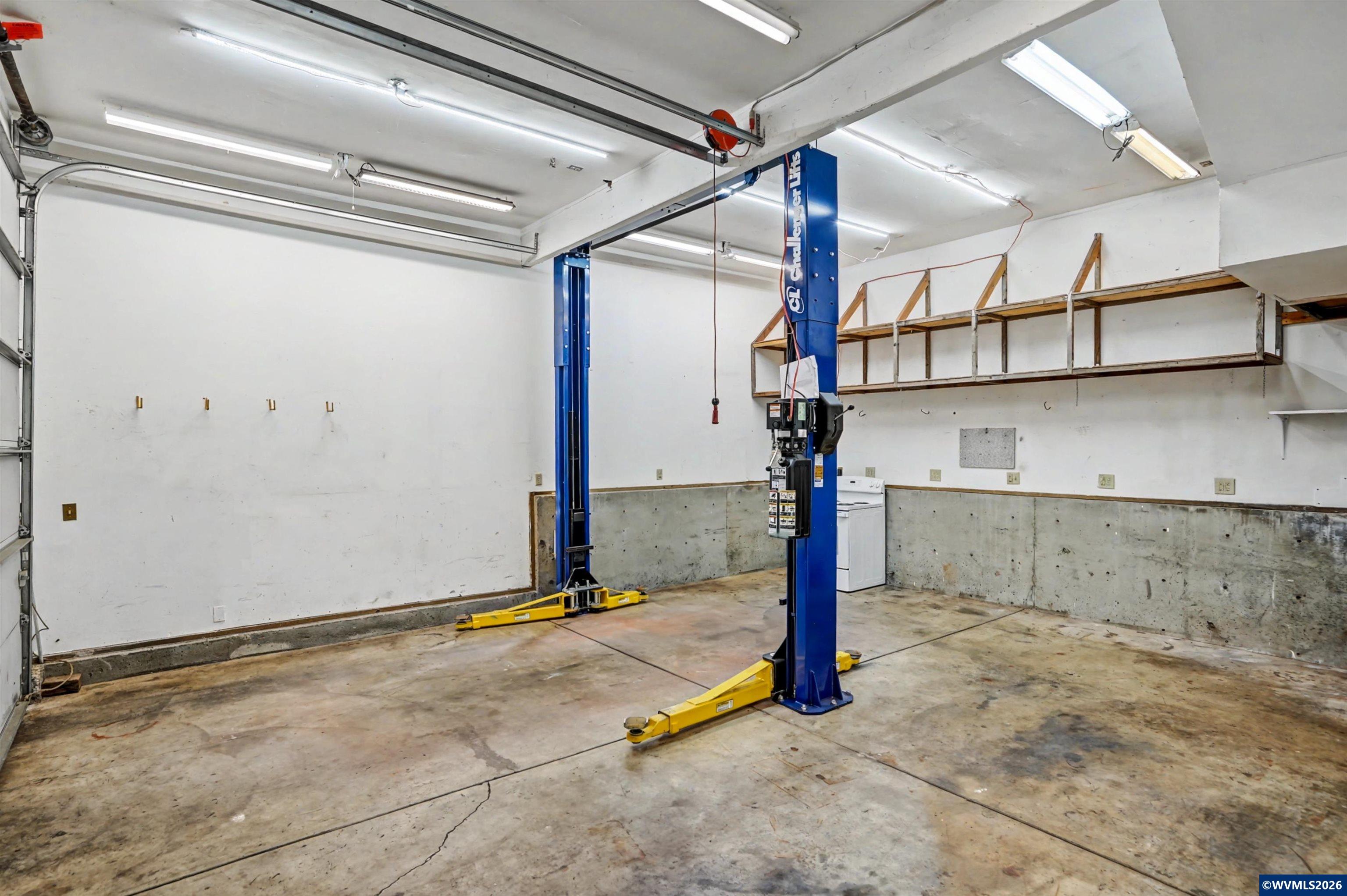 1755 NW Lewisburg Av, Corvallis, OR, 97330