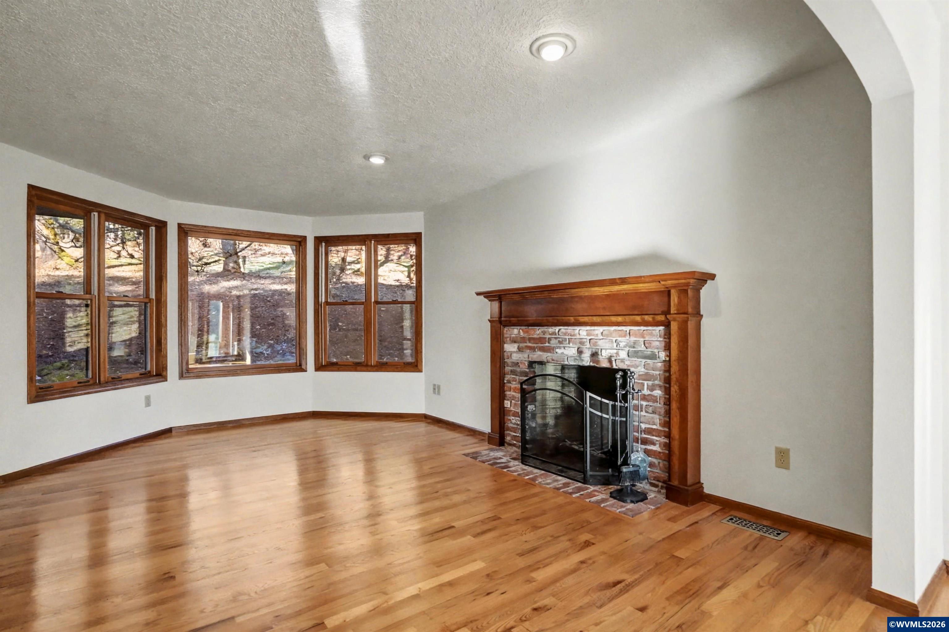 1755 NW Lewisburg Av, Corvallis, OR, 97330