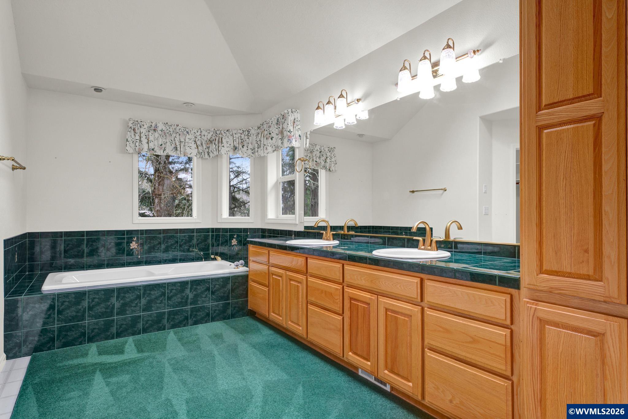 3475 NW Valley View Dr, Albany, OR, 97321