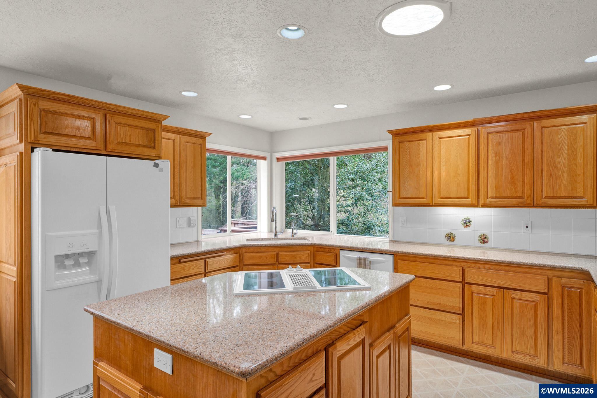 3475 NW Valley View Dr, Albany, OR, 97321