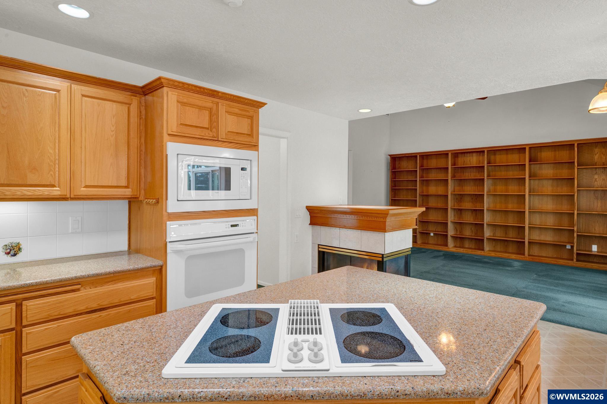 3475 NW Valley View Dr, Albany, OR, 97321