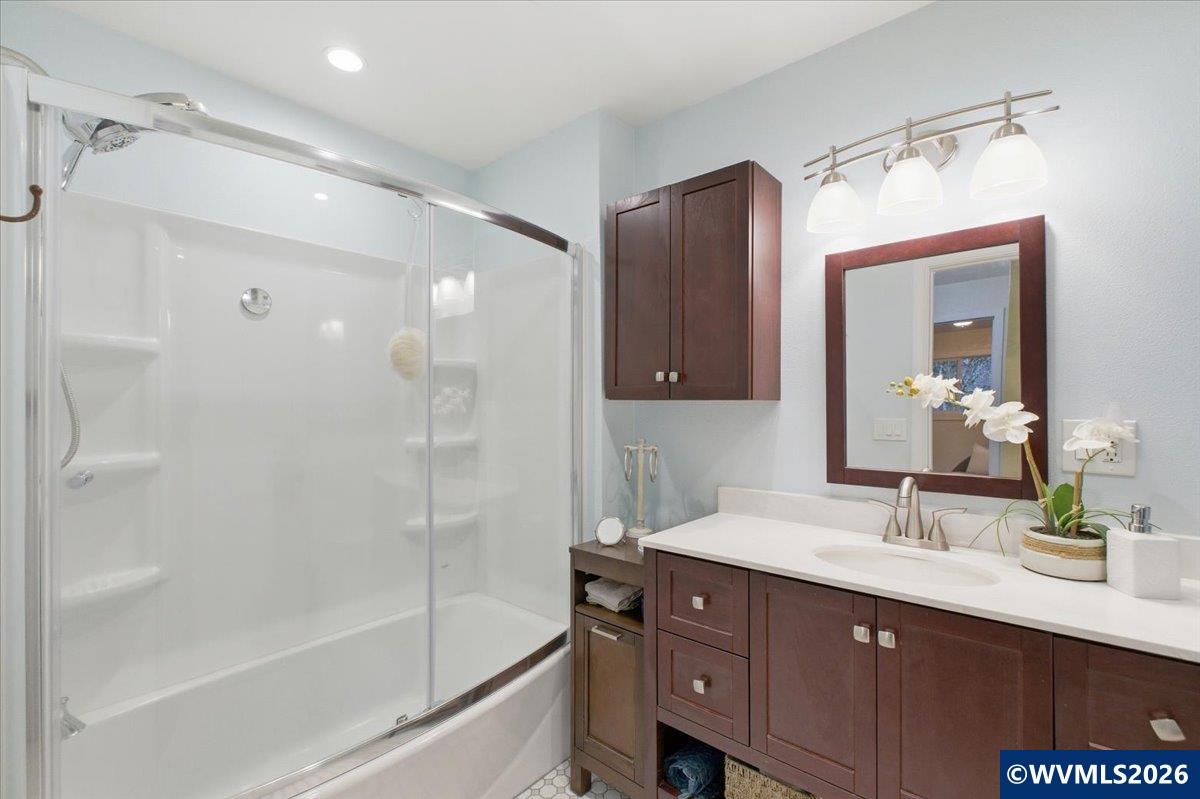 2517 NW Gibson Hill Rd