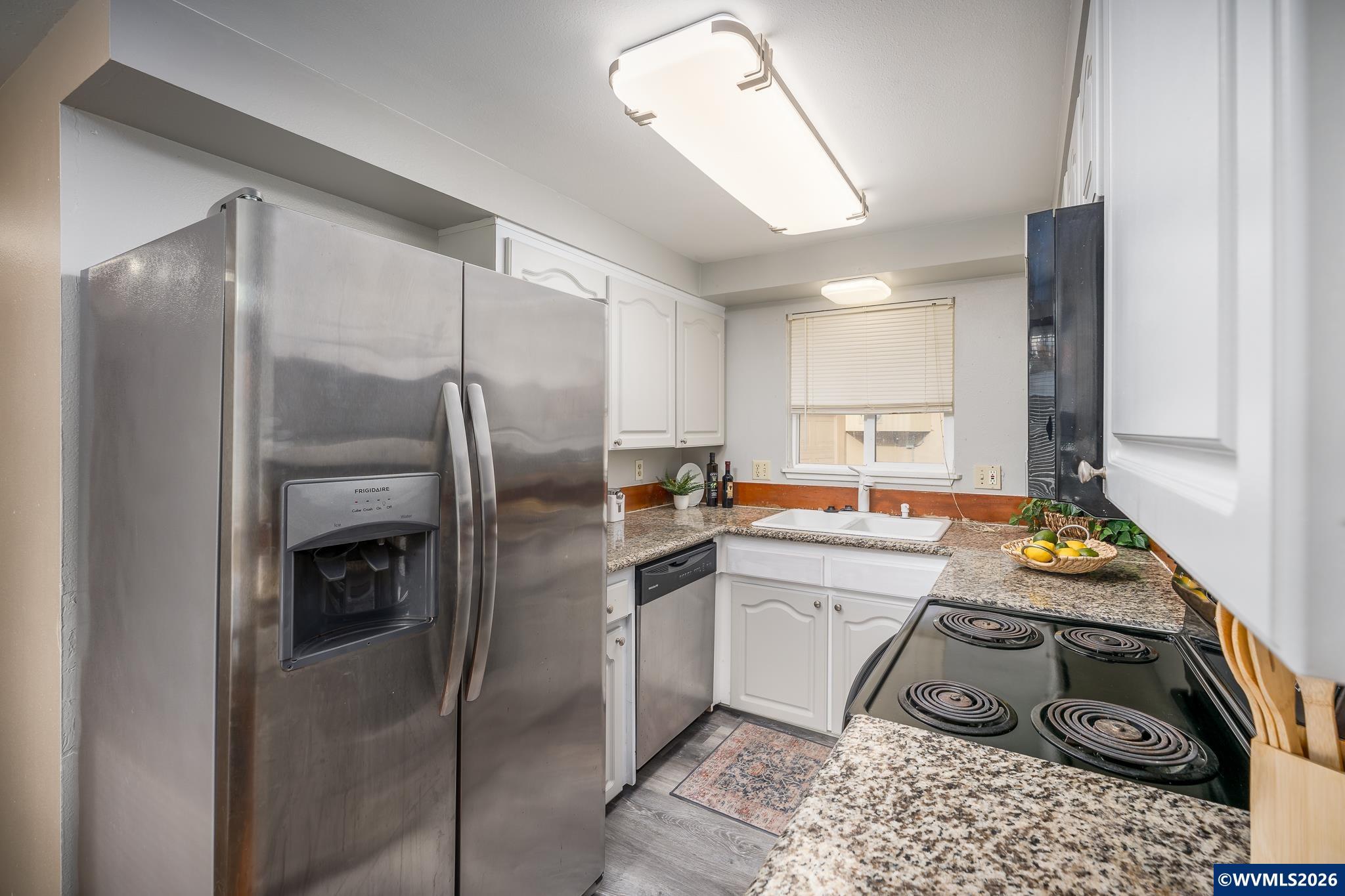 1466 NW 20th (1468) Pl