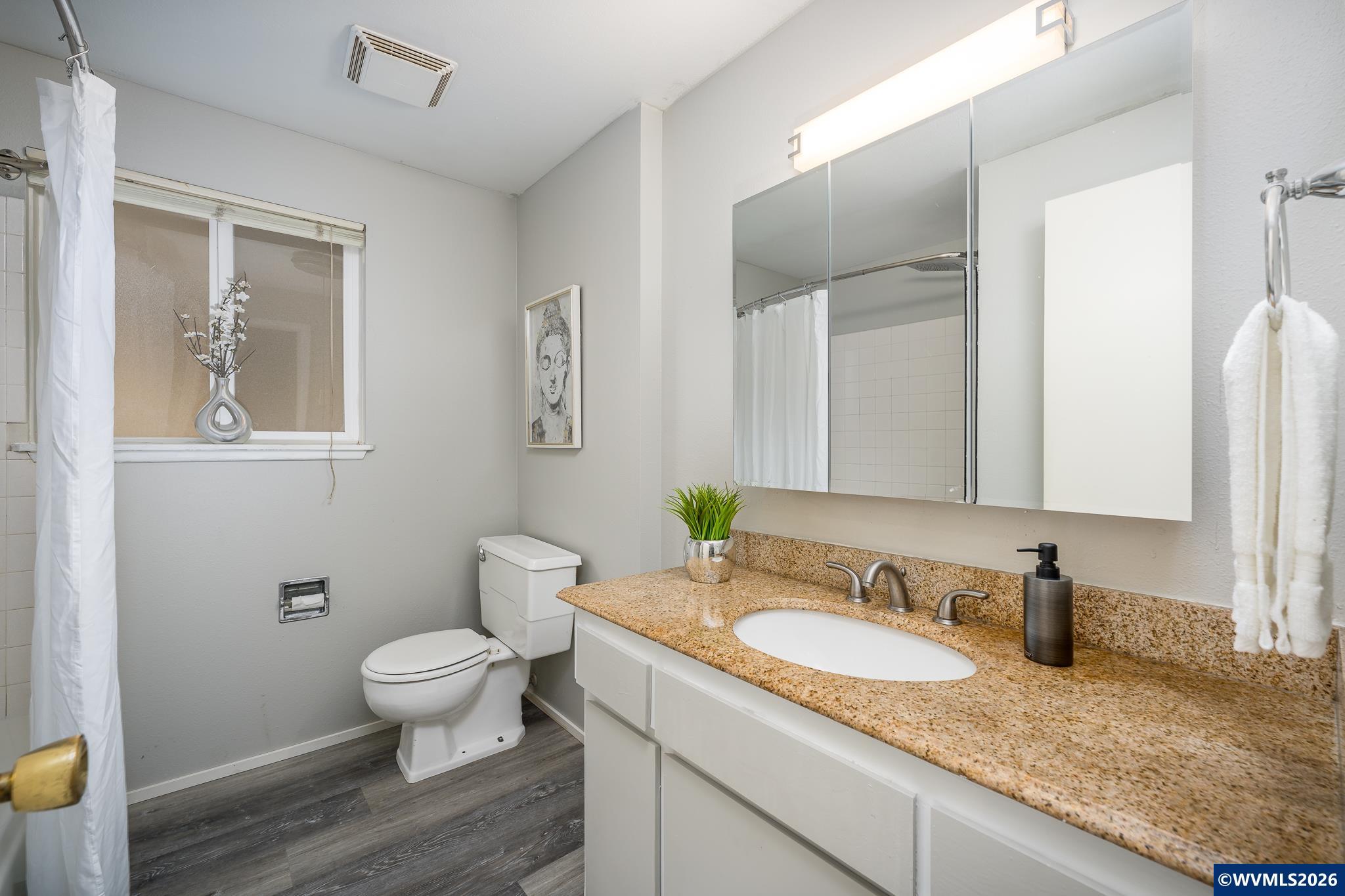 1466 NW 20th (1468) Pl