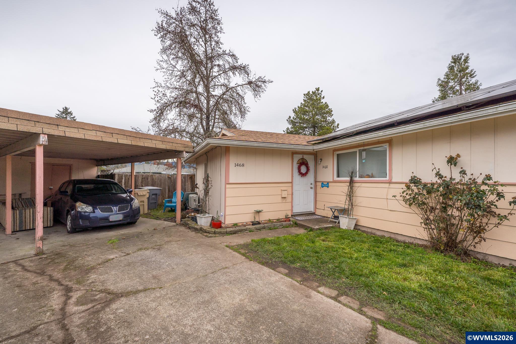 1466 NW 20th (1468) Pl