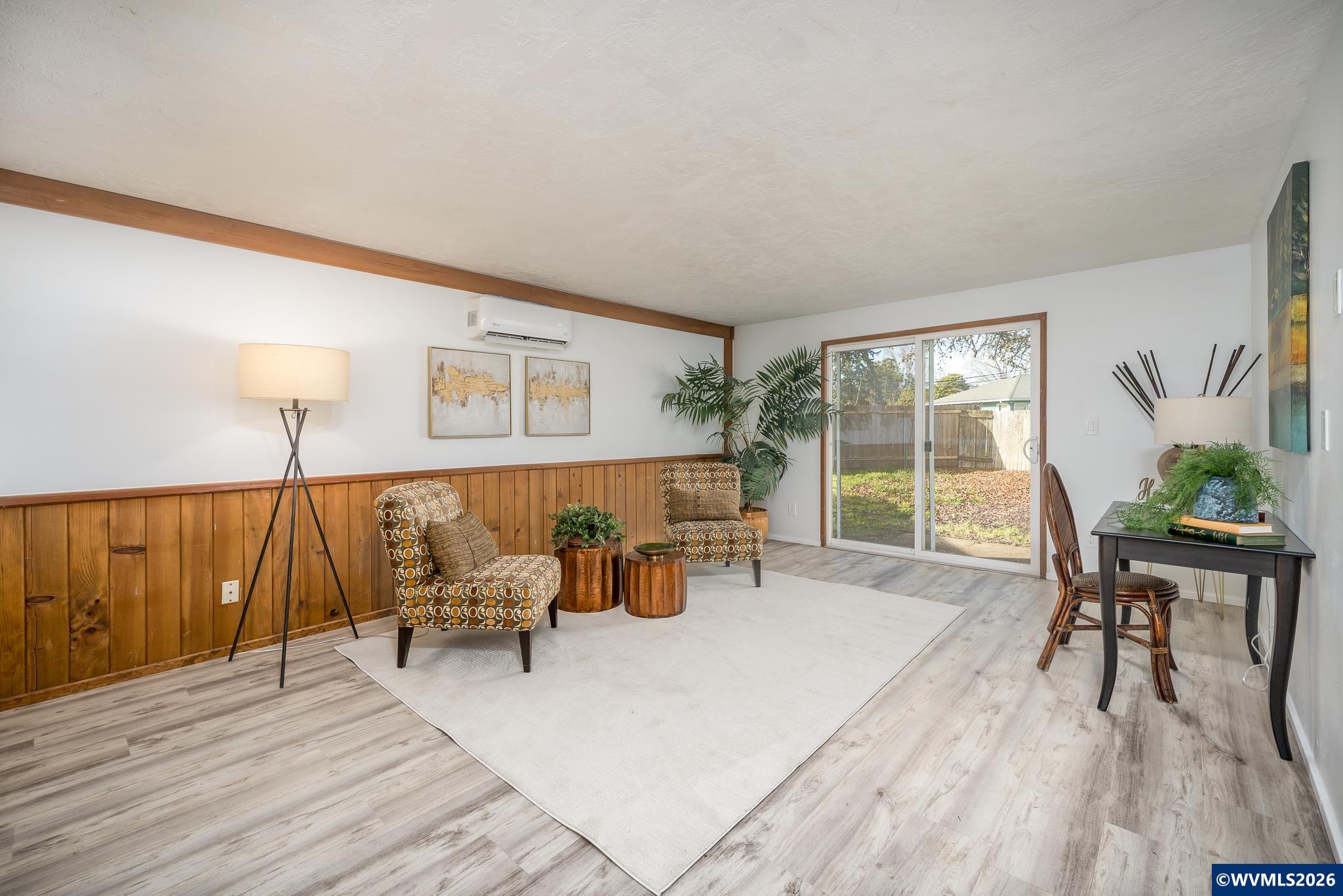 1466 NW 20th (1468) Pl