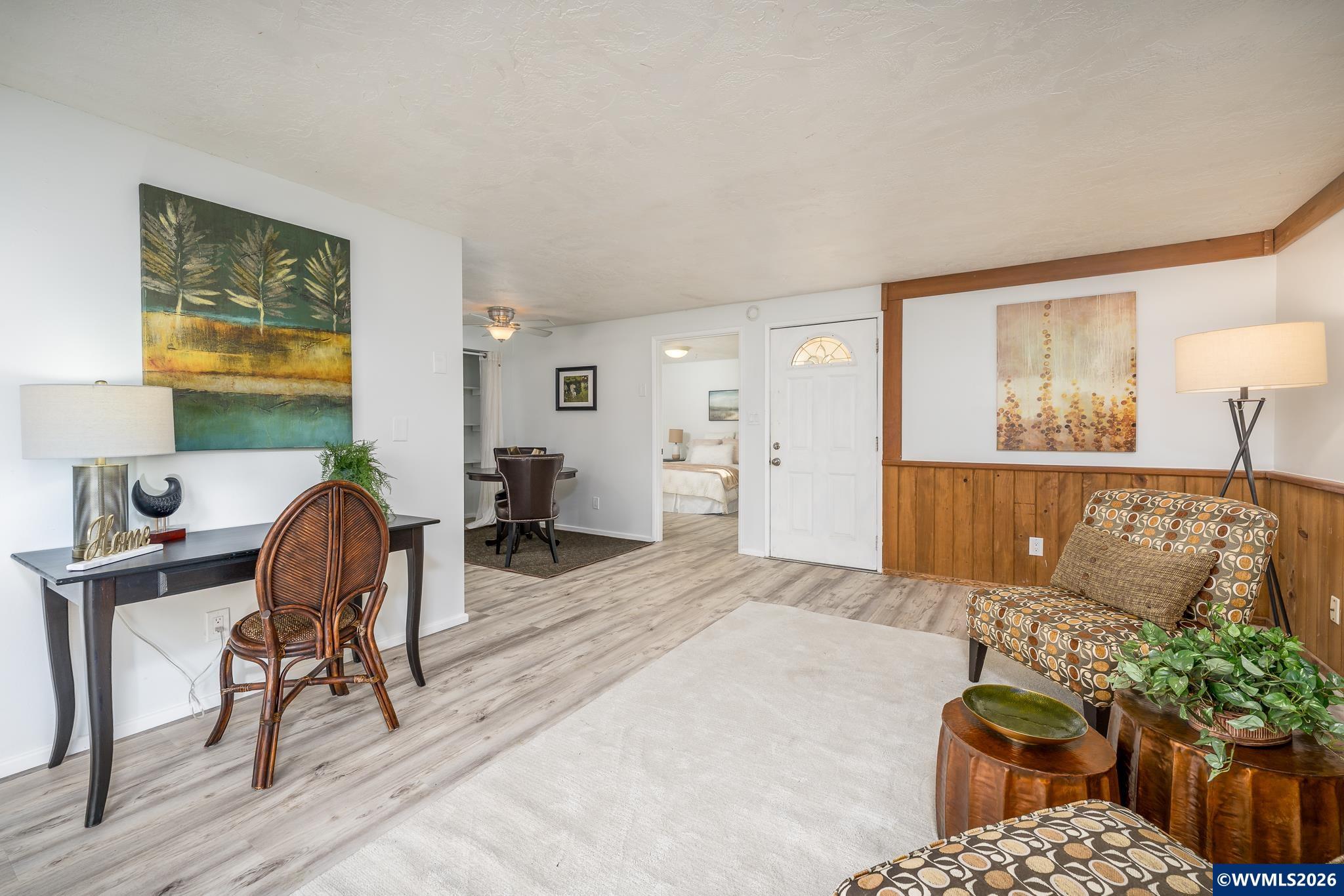 1466 NW 20th (1468) Pl