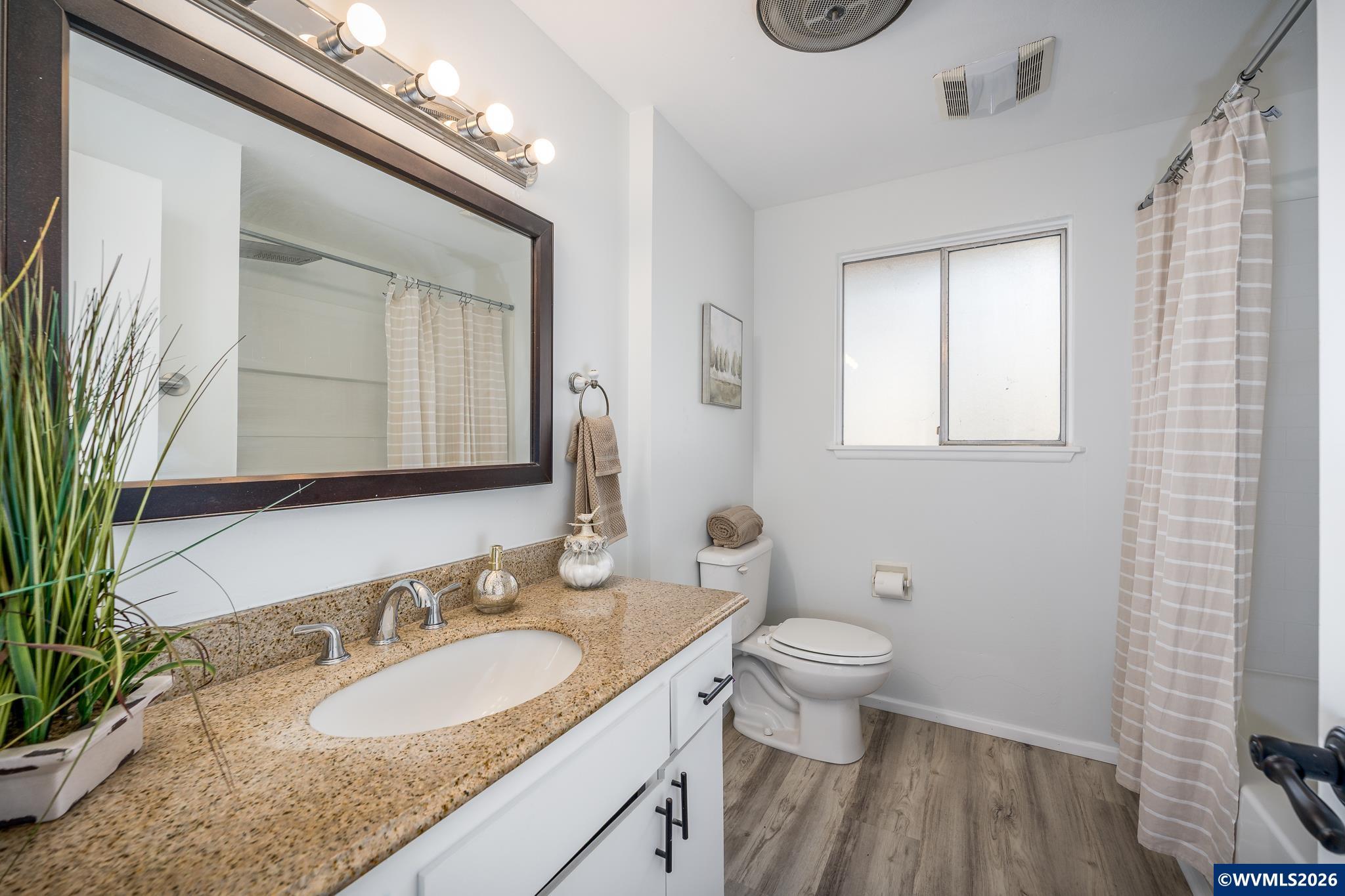 1466 NW 20th (1468) Pl