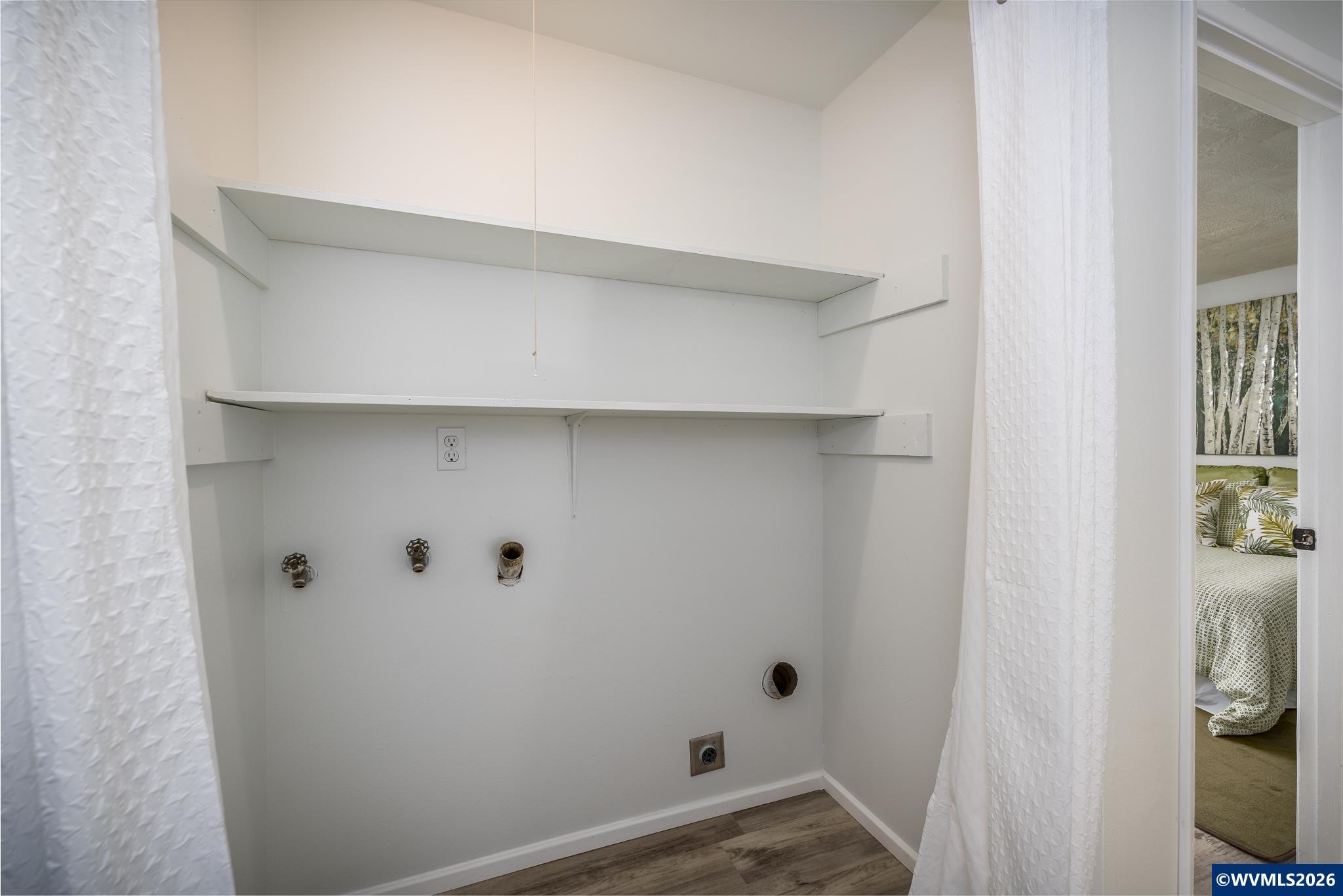 1466 NW 20th (1468) Pl