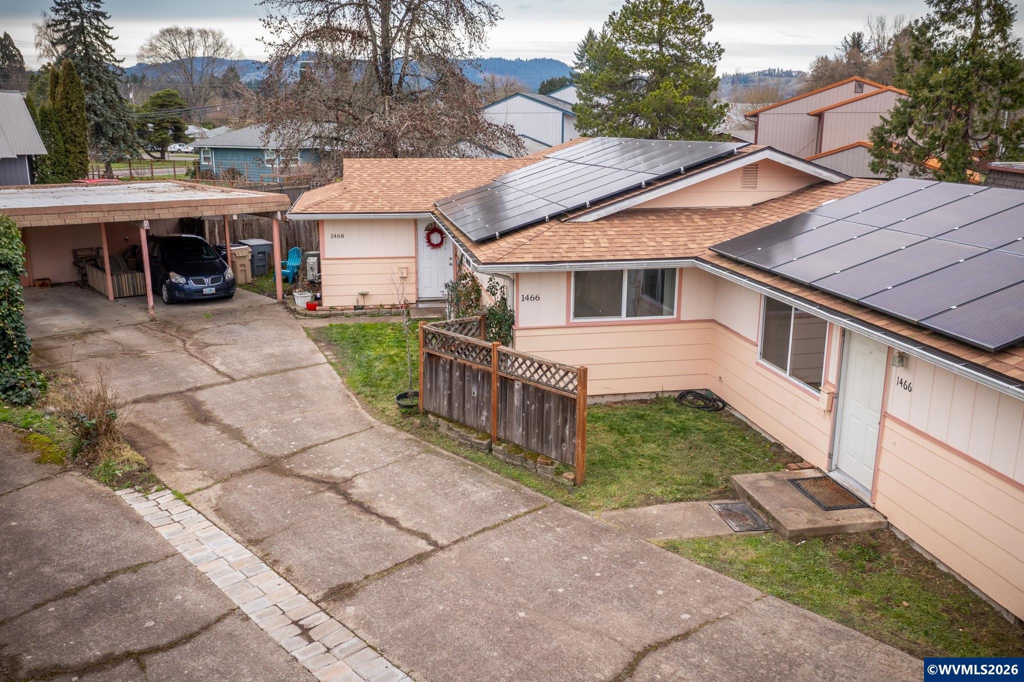 1466 NW 20th (1468) Pl