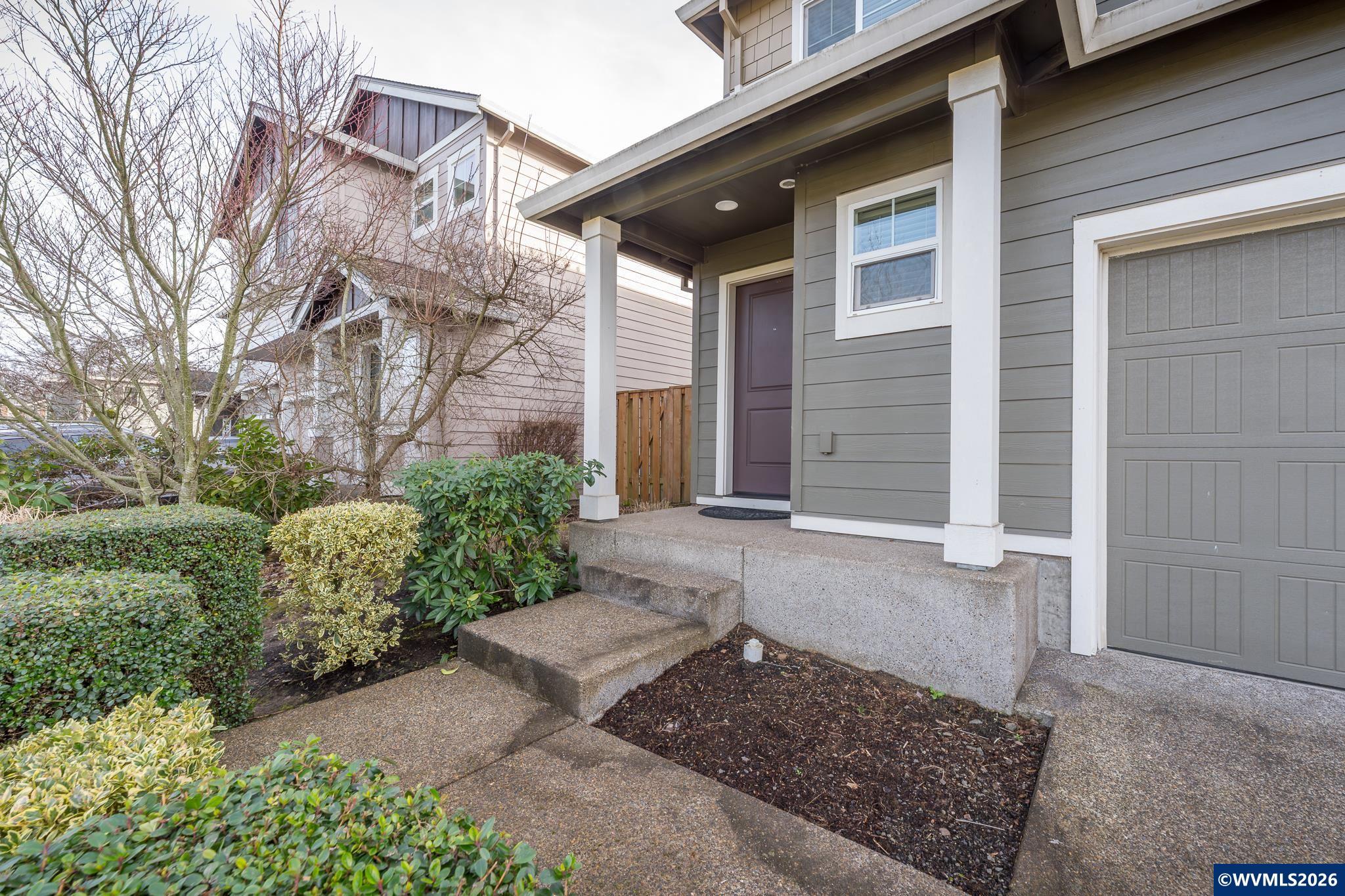 2976 Persimmon Wy NW