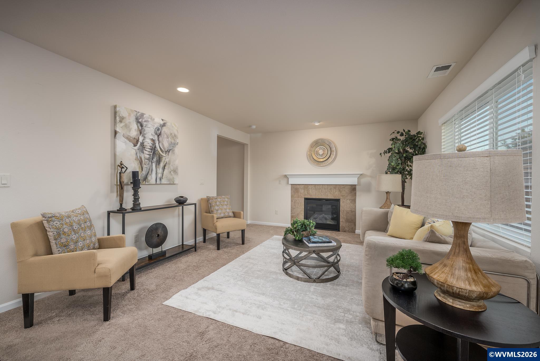 2976 Persimmon Wy NW