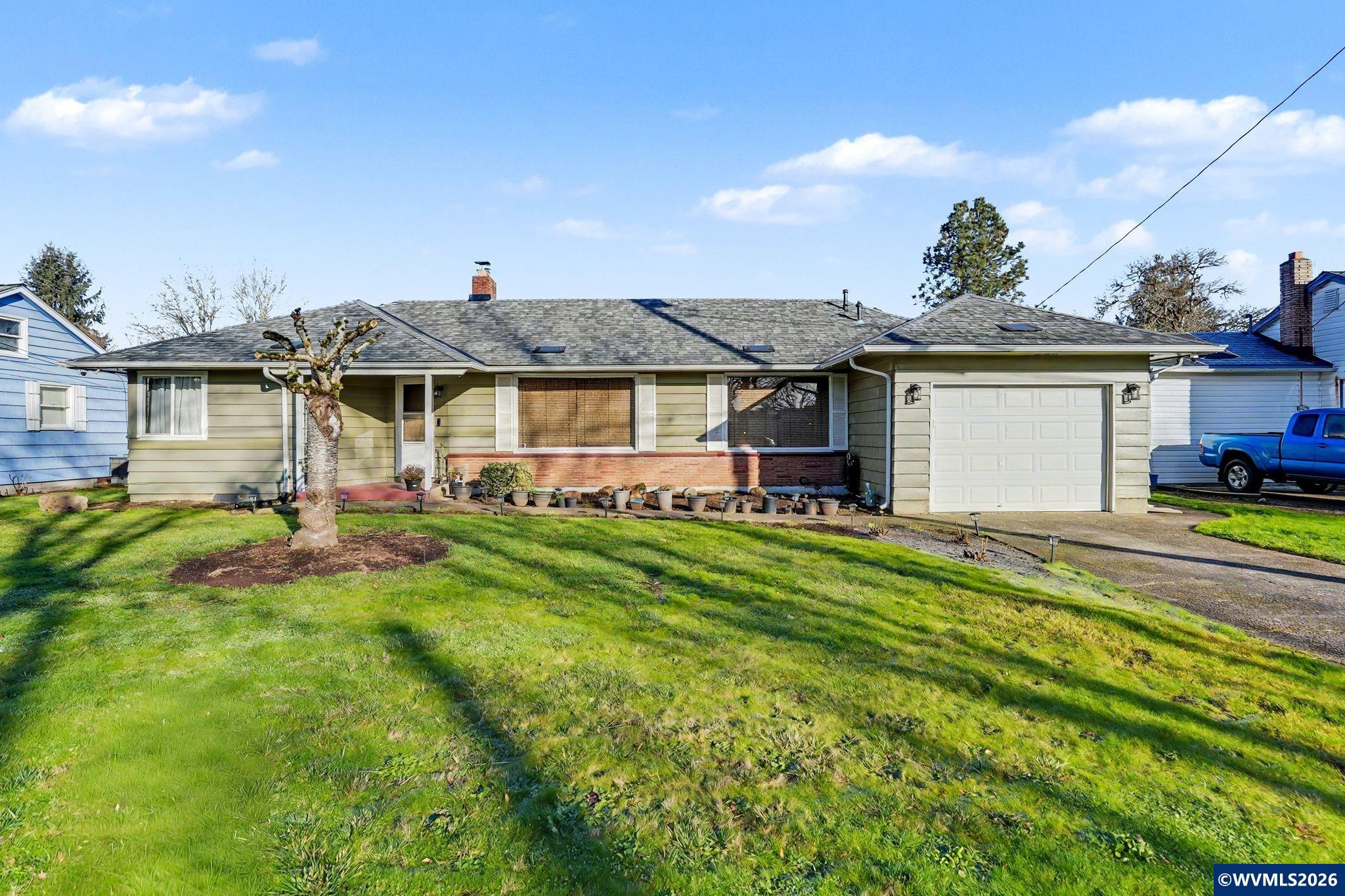 3090 NE D St, Salem, OR, 97301