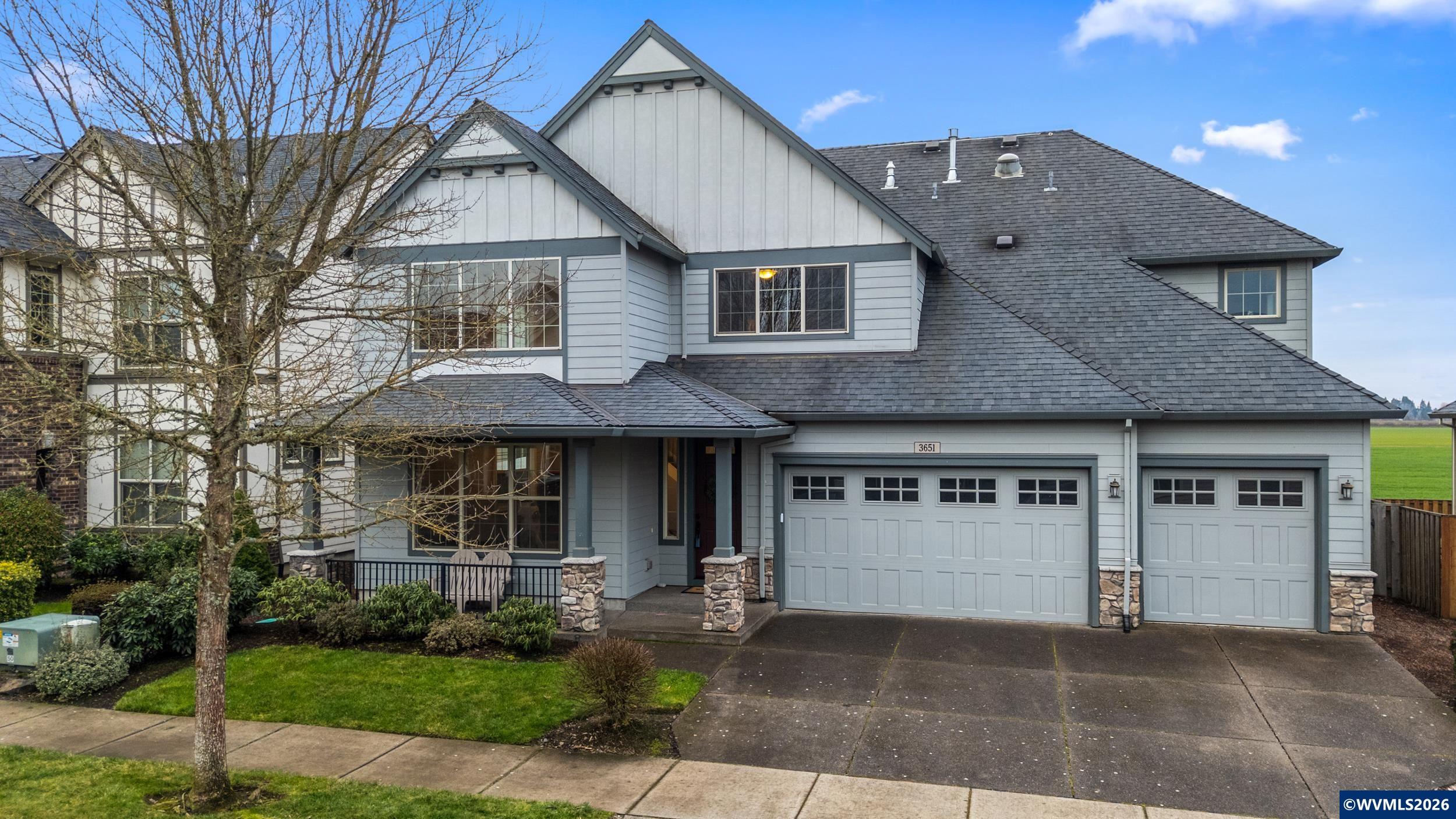 3651 SE Shoreline Dr