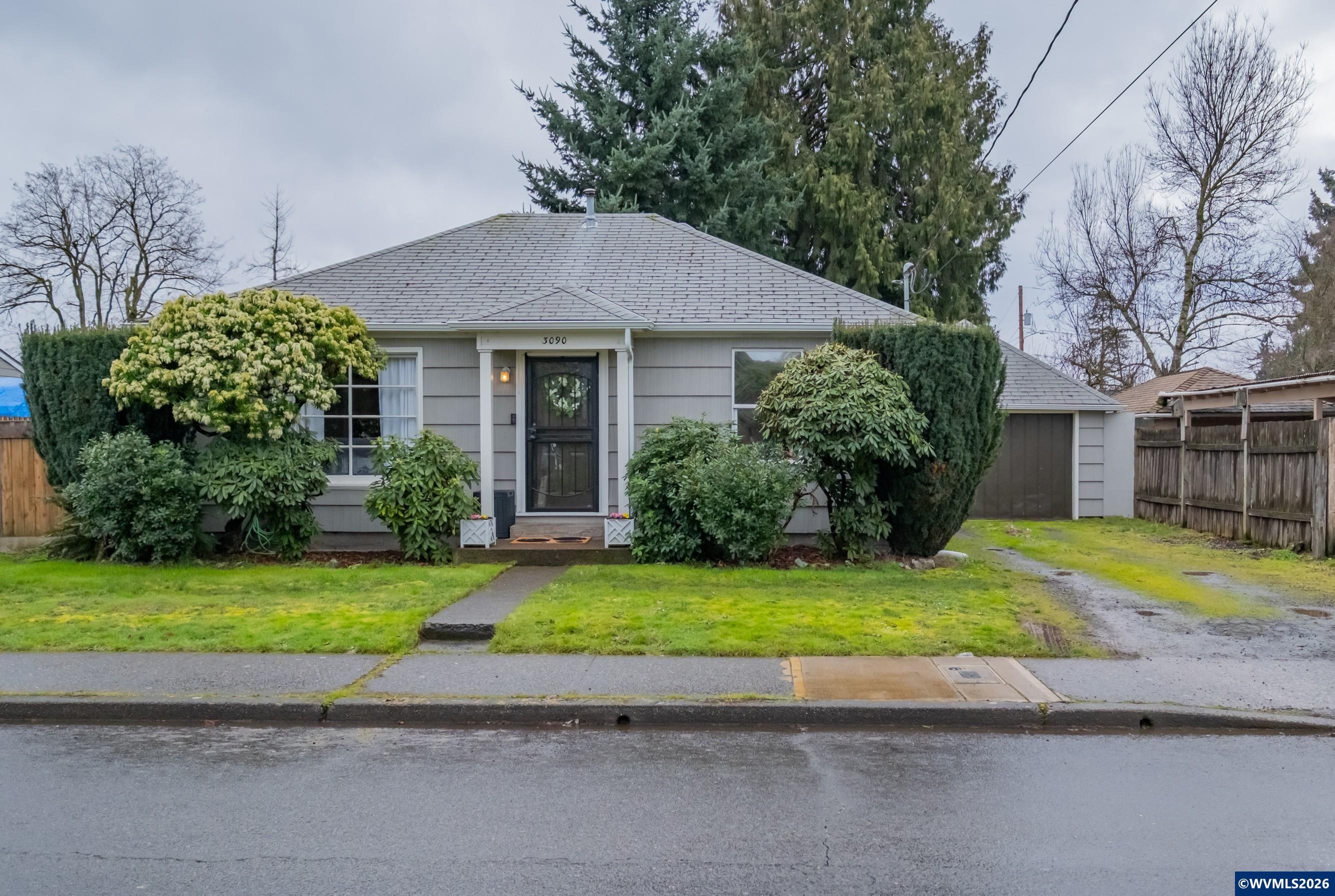 3090 NE D St, Salem, OR, 97301