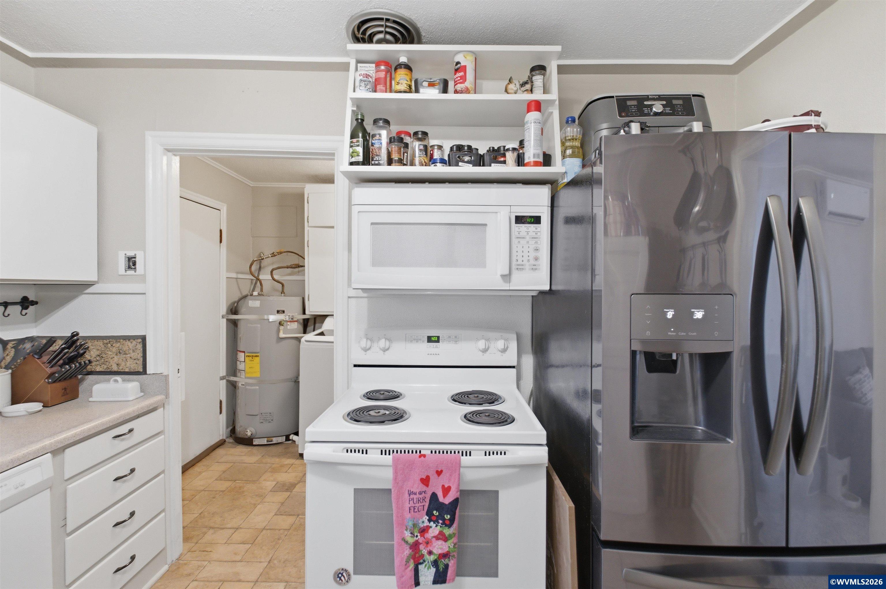 3090 NE D St, Salem, OR, 97301