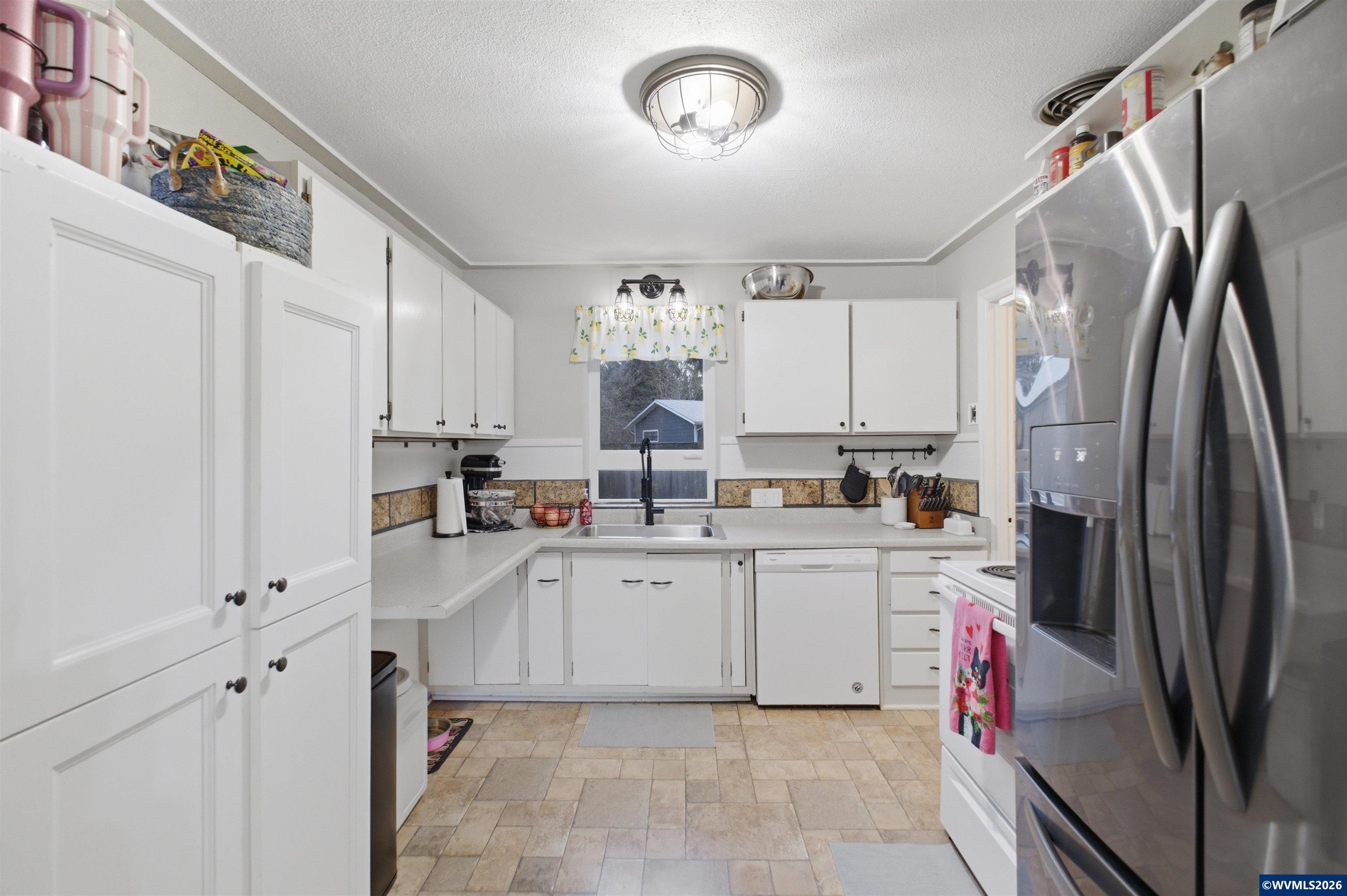 3090 NE D St, Salem, OR, 97301