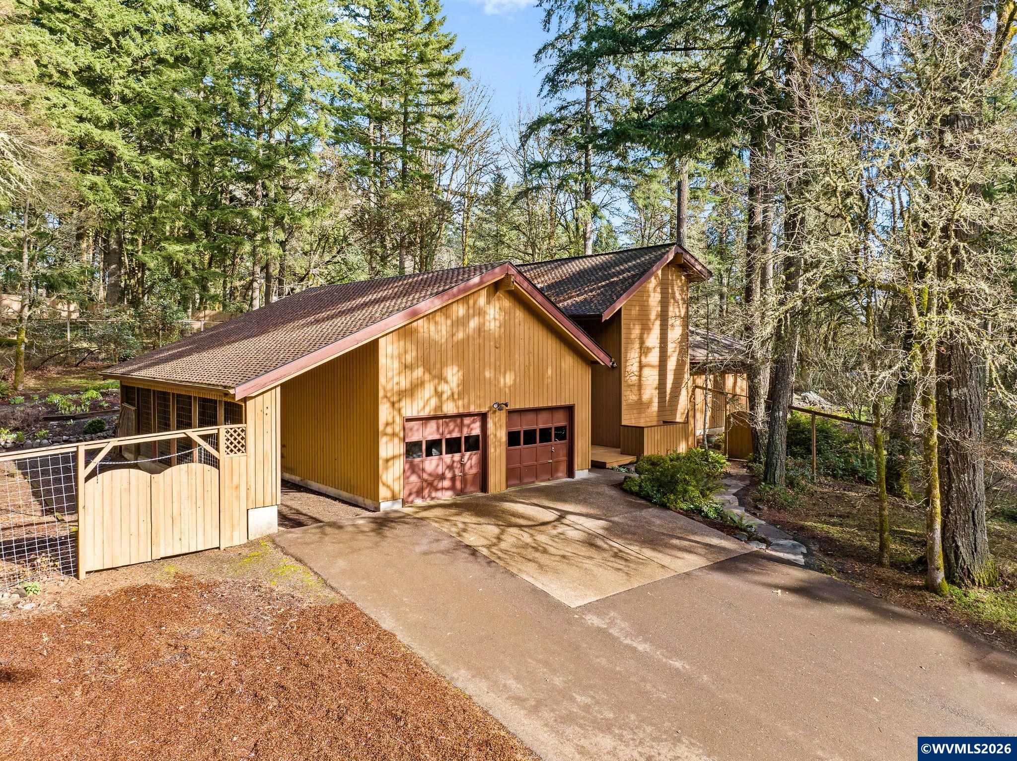 7665 NW McDonald Cir