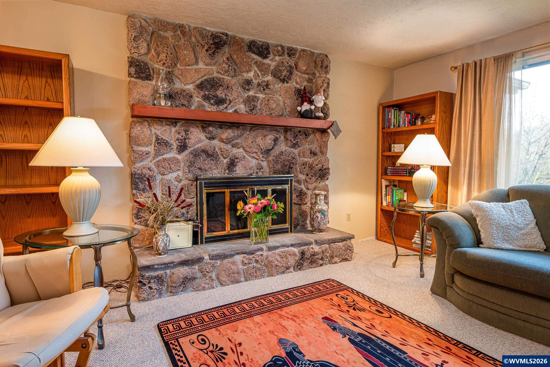 28383 Pleasant Valley Rd, Sweet Home, OR, 97386