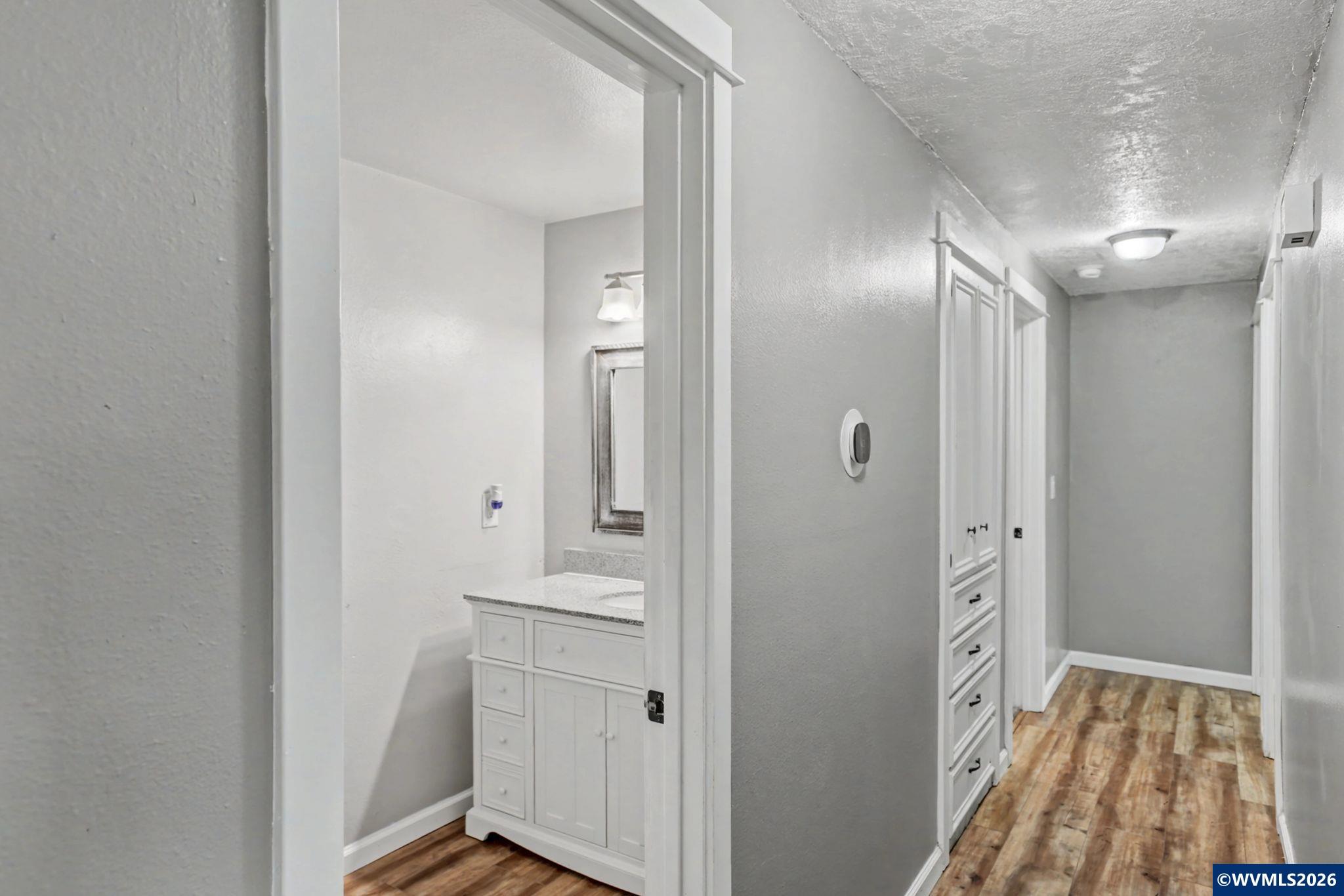 2120 Lafayette St SE