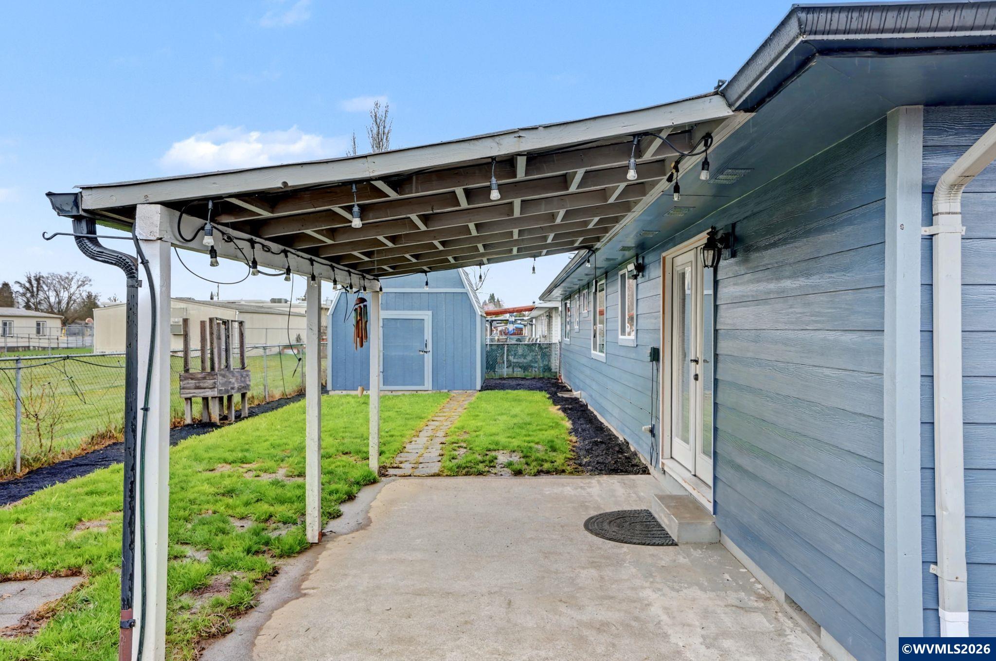 2120 Lafayette St SE