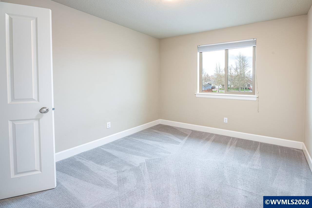 3060 SE Everglade St