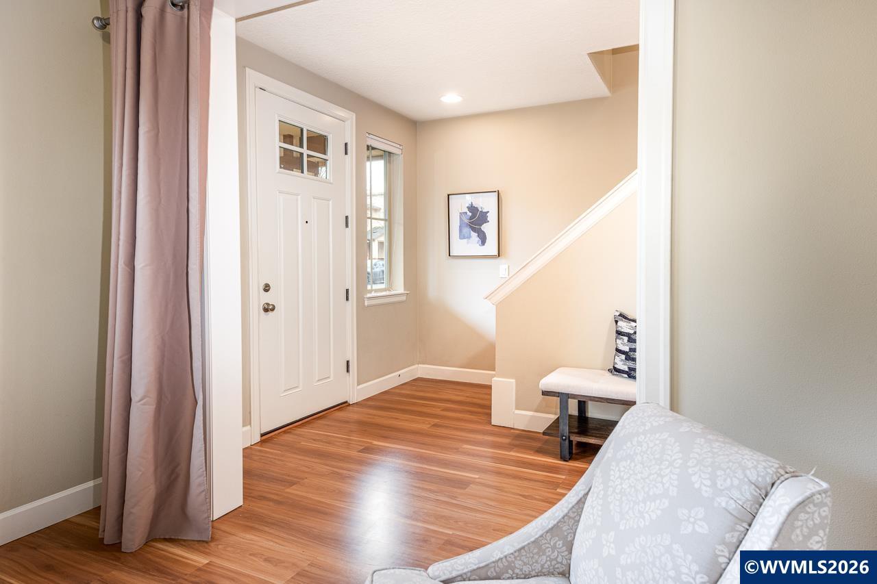 3060 SE Everglade St