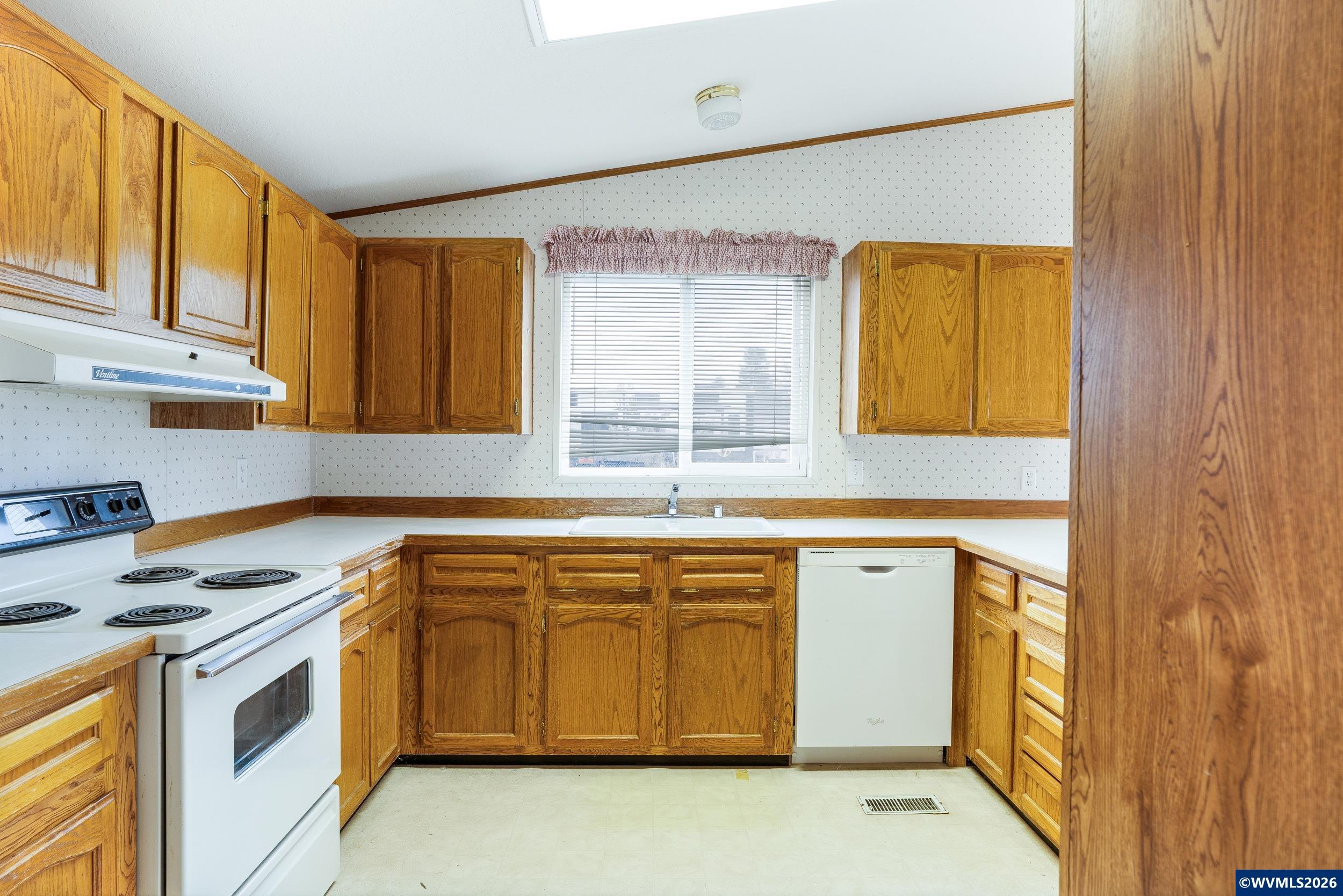 4639 E Knox Butte Rd, Albany, OR, 97322