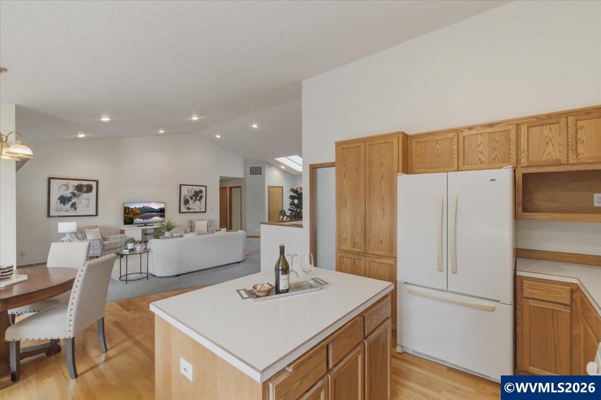 1075 NW Charlemagne Pl, Corvallis, OR, 97330