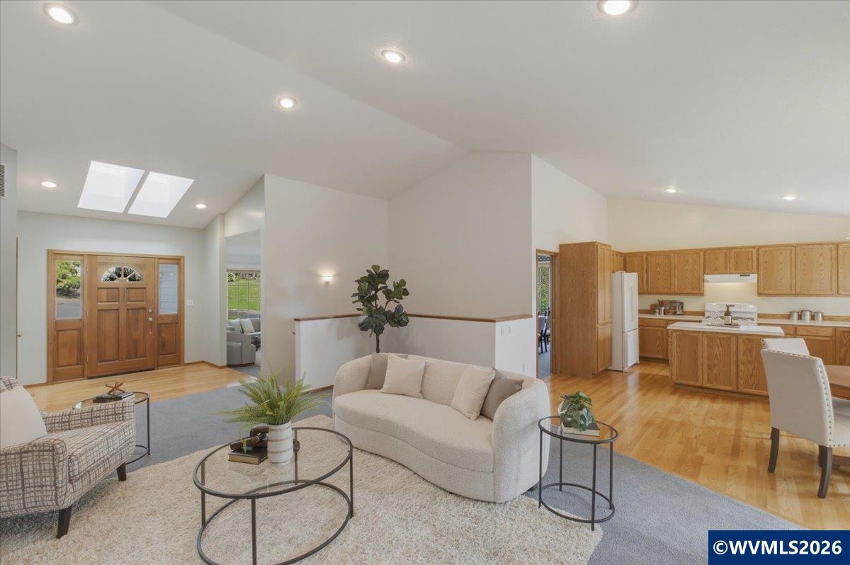 1075 NW Charlemagne Pl, Corvallis, OR, 97330